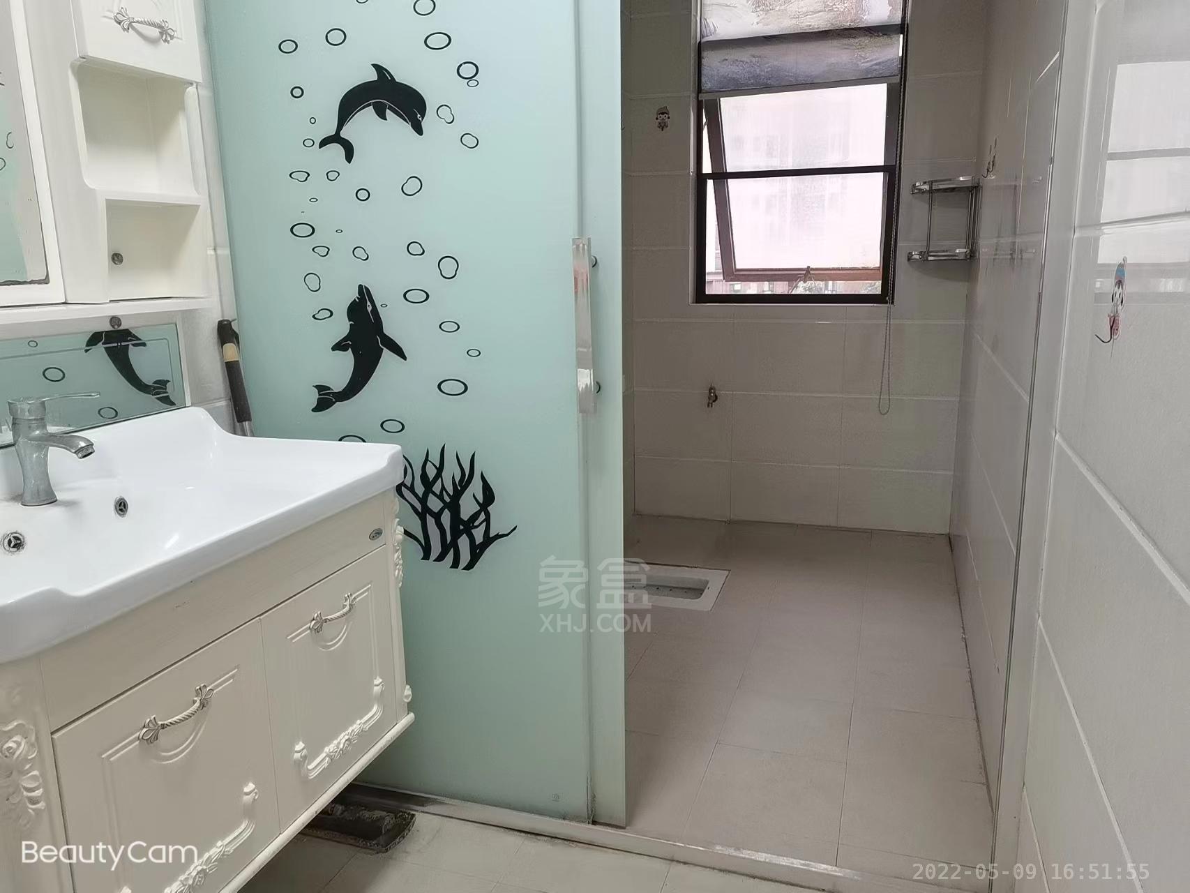 中建御山和苑 3室2厅2卫 92.0万 中建御山和苑 3室2厅2卫 92.0万客厅