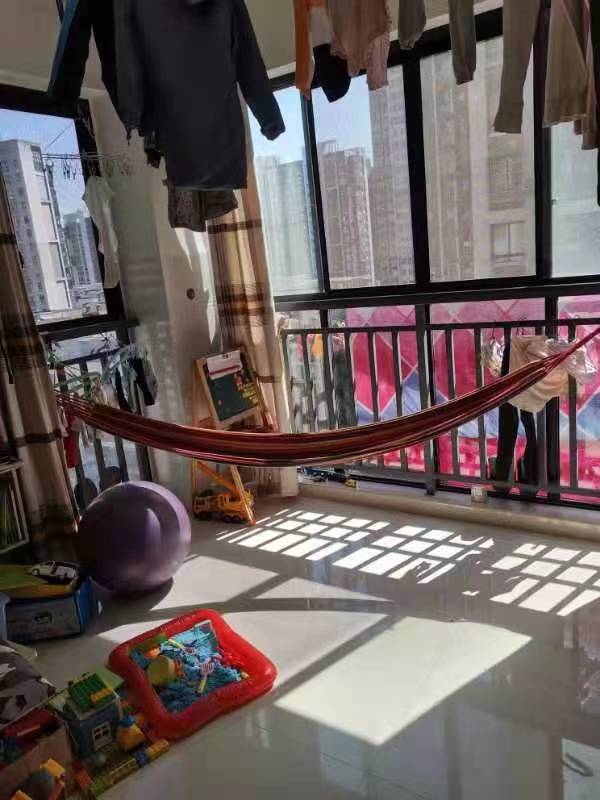 莱茵小镇 3室2厅2卫 75.8万 莱茵小镇 3室2厅2卫 75.8万客厅