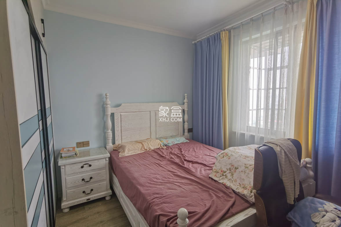 文化园三期  3室2厅2卫    95.0万 文化园三期  3室2厅2卫    95.0万客厅