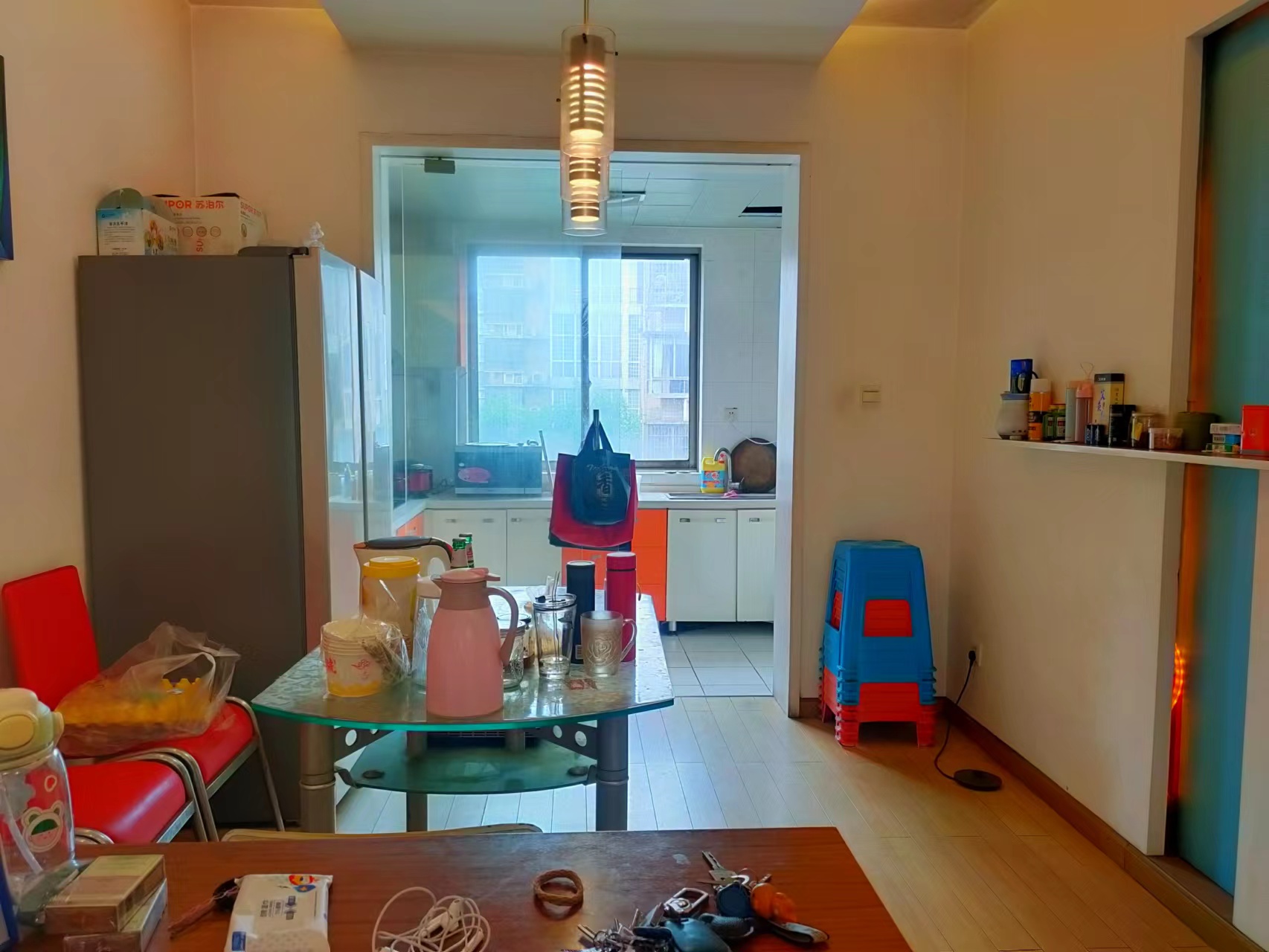 钻石怡园 3室2厅2卫 69.0万 钻石怡园 3室2厅2卫 69.0万客厅