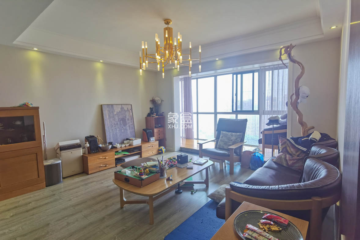 文化园三期  3室2厅2卫    95.0万 文化园三期  3室2厅2卫    95.0万客厅