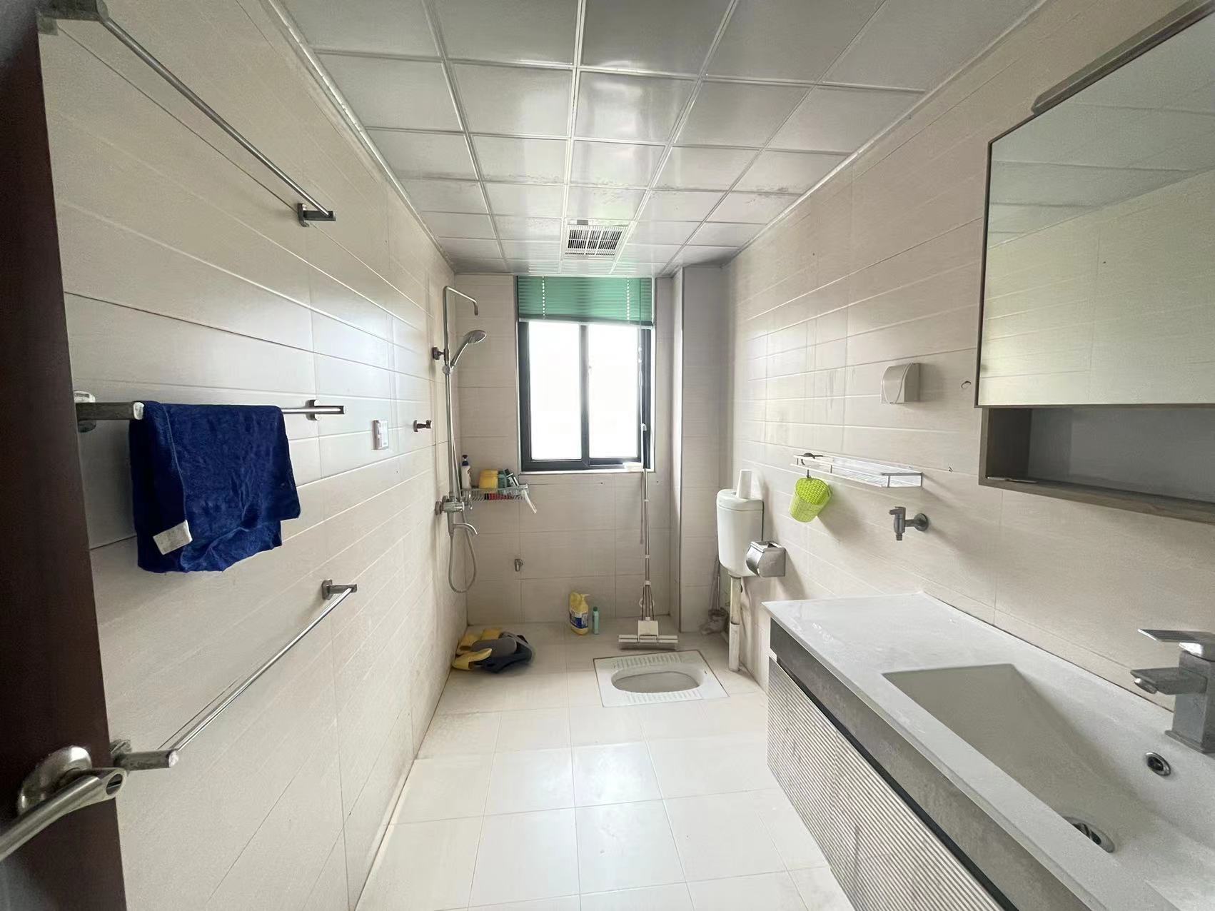 331南方印象 3室2厅2卫 72.8万 331南方印象 3室2厅2卫 72.8万客厅