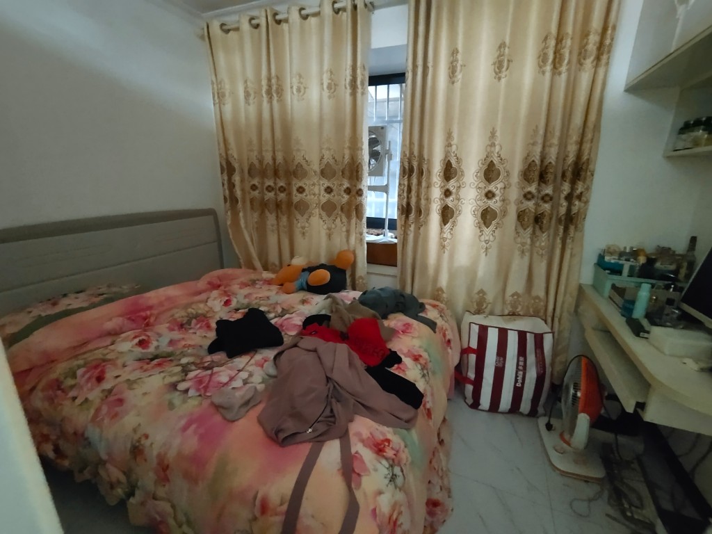 黄家塘社区 2室1厅1卫 21.8万 黄家塘社区 2室1厅1卫 21.8万客厅