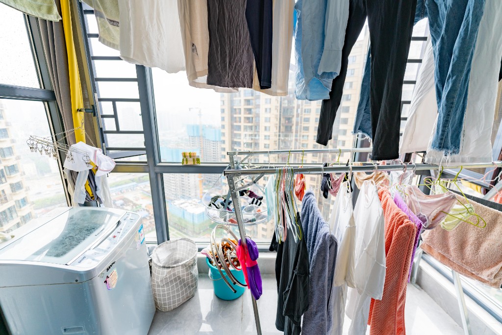 保利大都汇一期、二期 4室2厅2卫 153.0万 保利大都汇一期、二期 4室2厅2卫 153.0万阳台