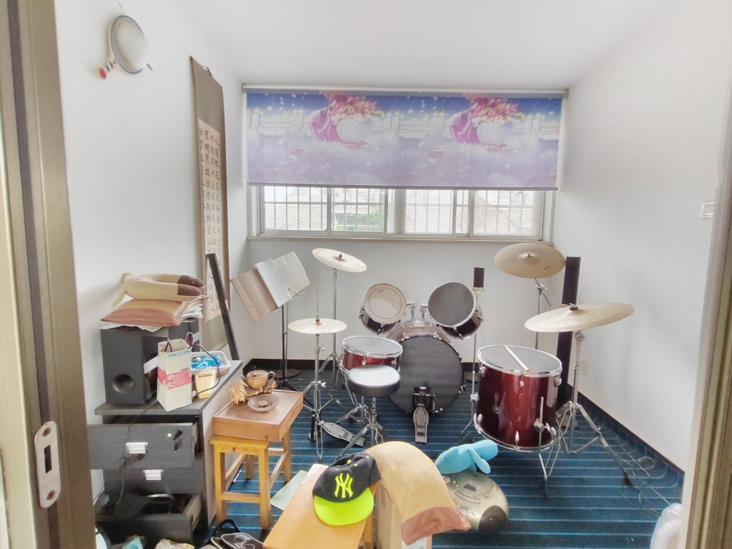 株洲富景园 5室2厅2卫 63.8万 株洲富景园 5室2厅2卫 63.8万客厅