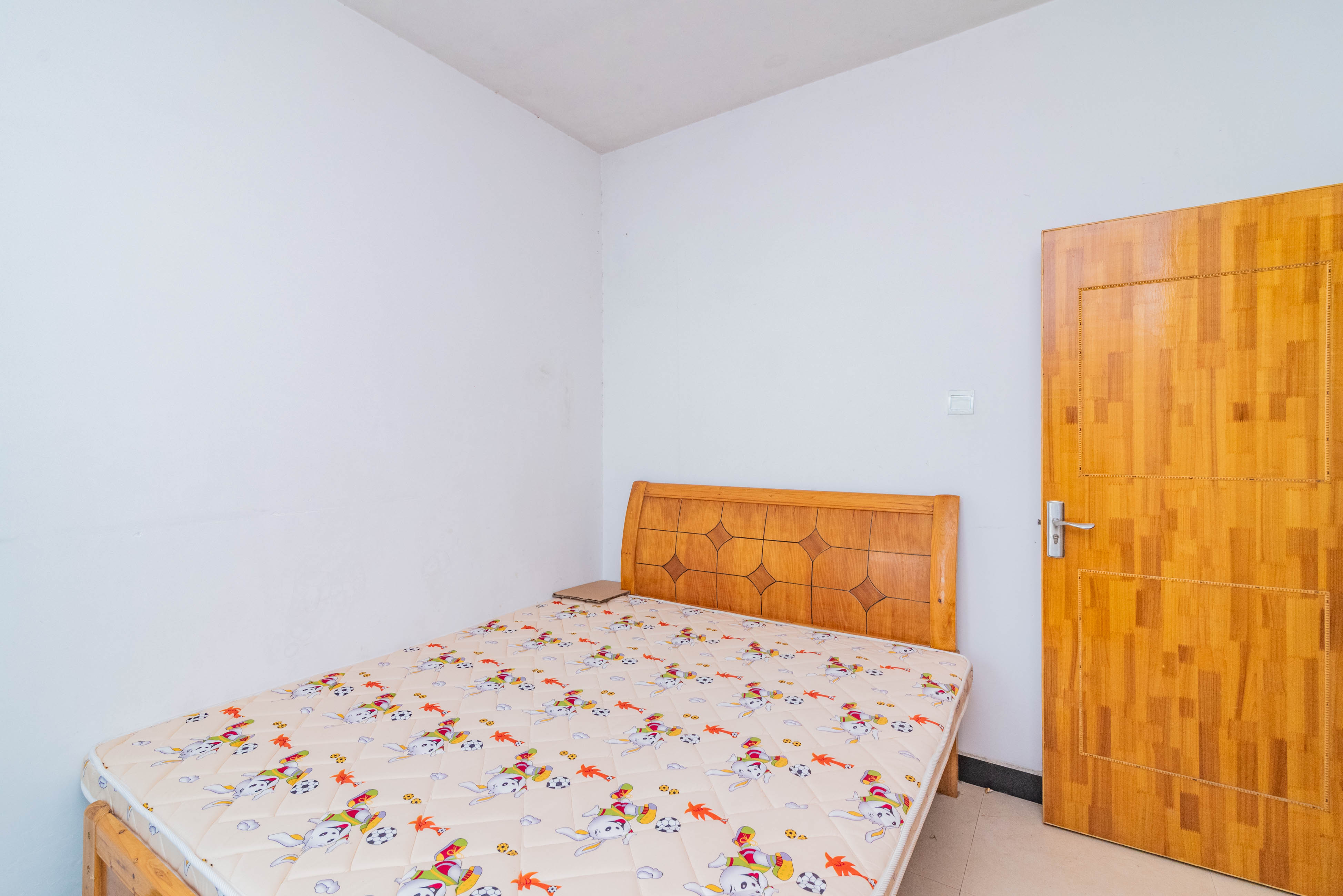 雄新水印廊桥(雄新华府) 2室2厅1卫 45.0万 雄新水印廊桥(雄新华府) 2室2厅1卫 45.0万卧室