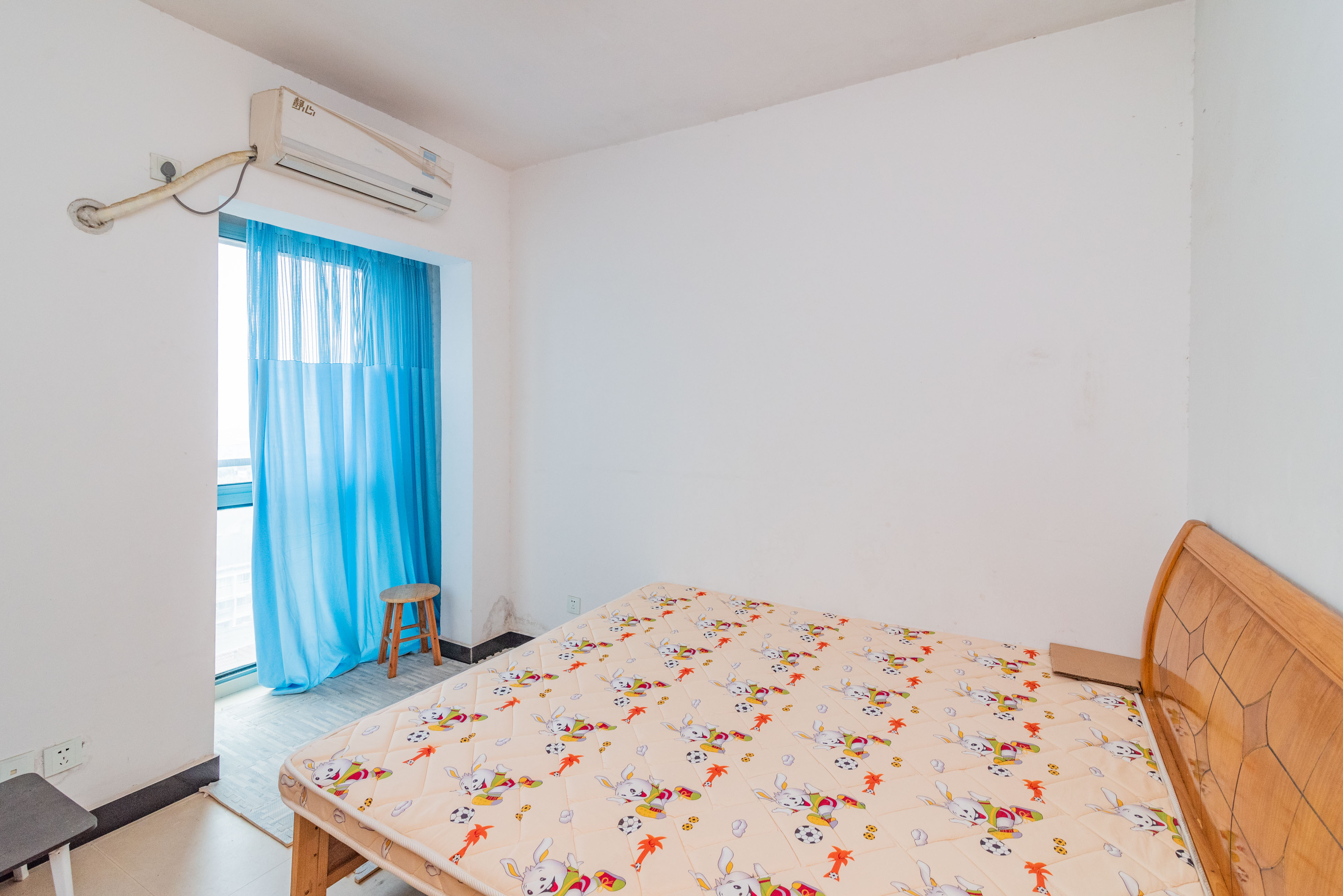 雄新水印廊桥（雄新华府）  2室2厅1卫    45.0万卧室