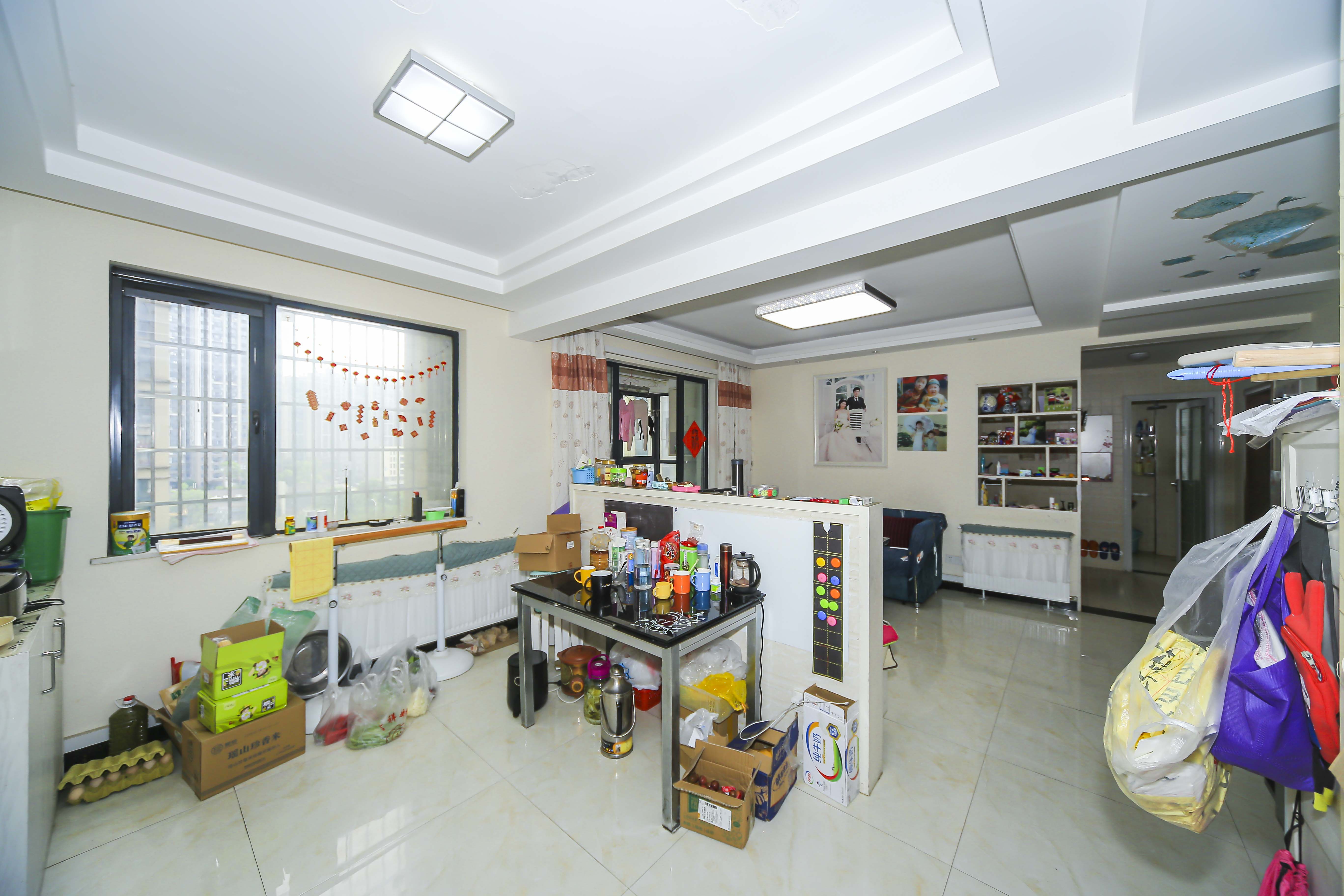 中建麓山和苑  3室2厅1卫   85.00万客厅