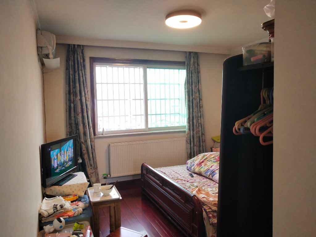 湘银小区  2室2厅1卫    45.0万 湘银小区  2室2厅1卫    45.0万客厅