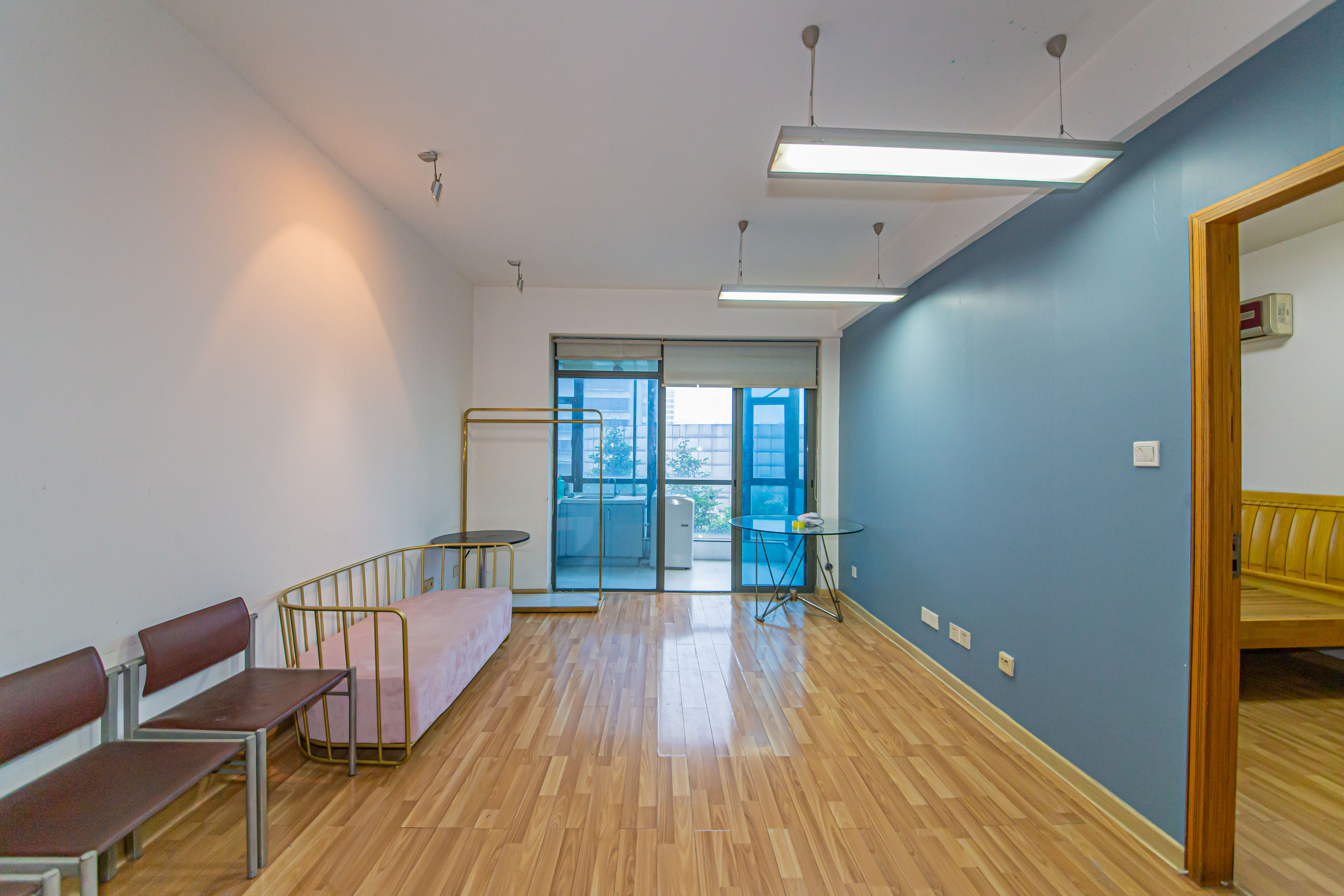 BOBO天下城(CTA财富中心) 1室1厅1卫 46.0万 BOBO天下城(CTA财富中心) 1室1厅1卫 46.0万客厅