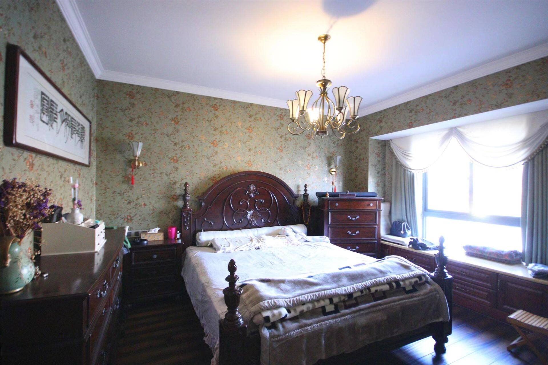 湘银金色阳光 3室2厅2卫 220.0万 湘银金色阳光 3室2厅2卫 220.0万客厅