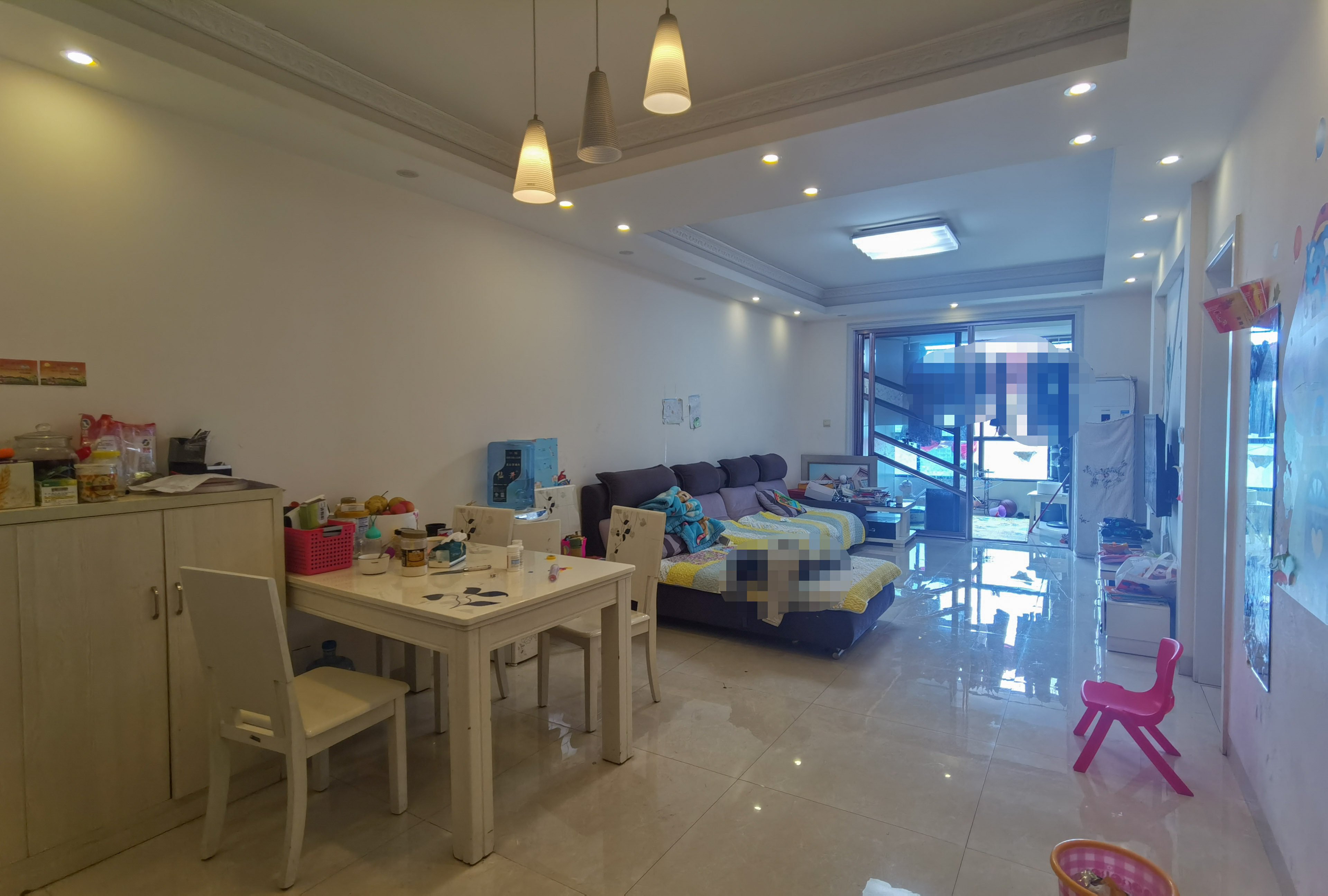 亿都国际城市首府  2室2厅1卫    32.8万 亿都国际城市首府  2室2厅1卫    32.8万客厅