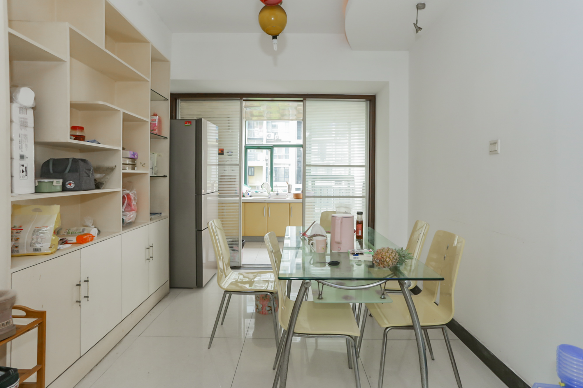 望兴景园一期  3室2厅2卫    135.0万客厅