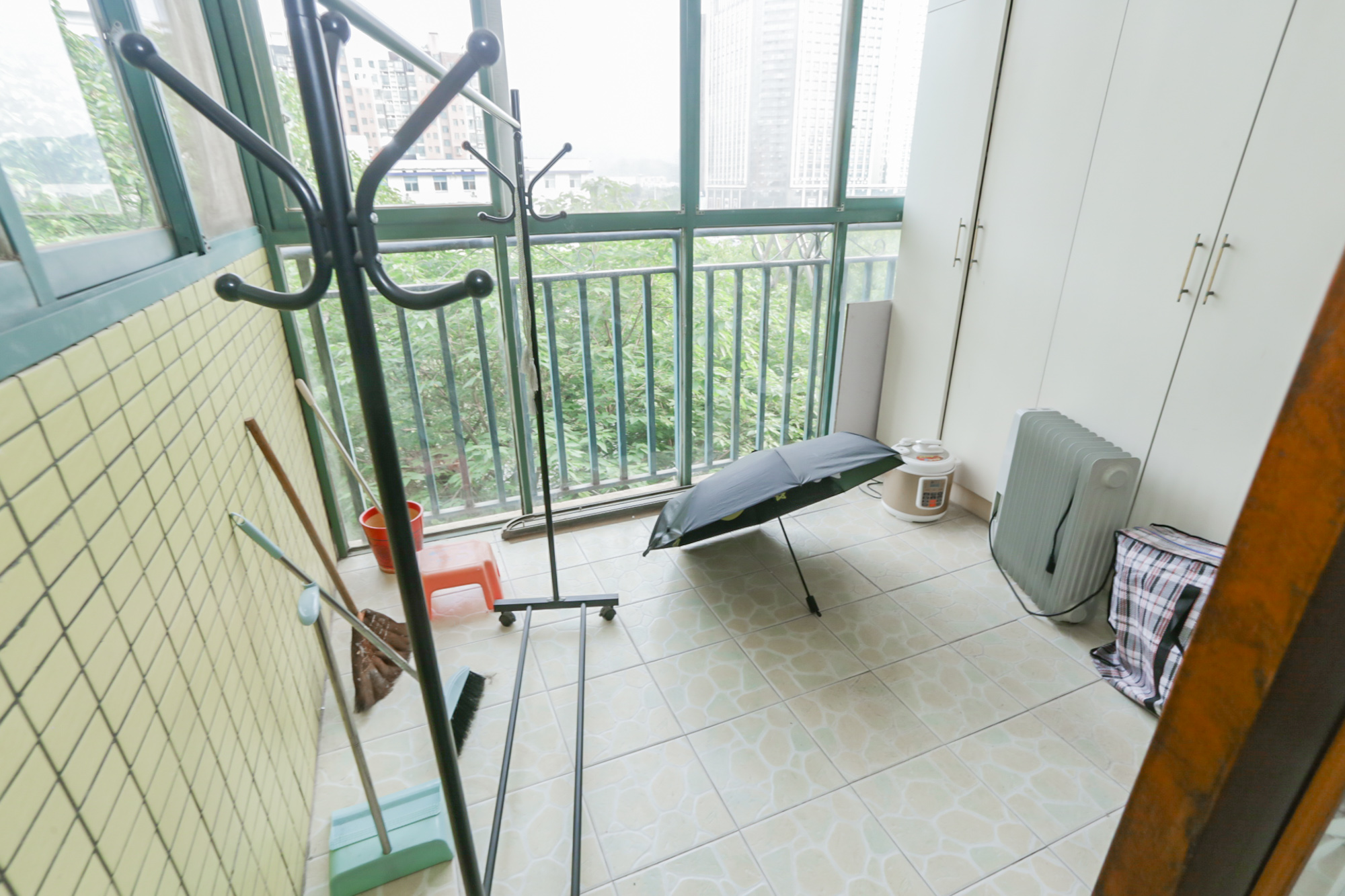 望兴景园一期  3室2厅2卫    135.0万阳台