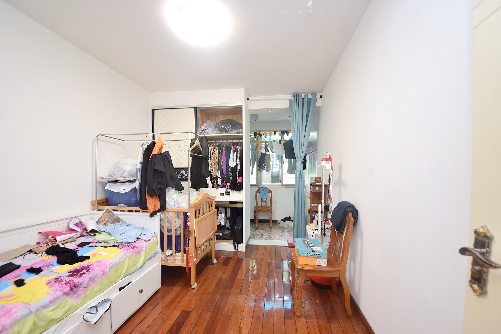 省林勘院  3室2厅1卫   132.00万卧室