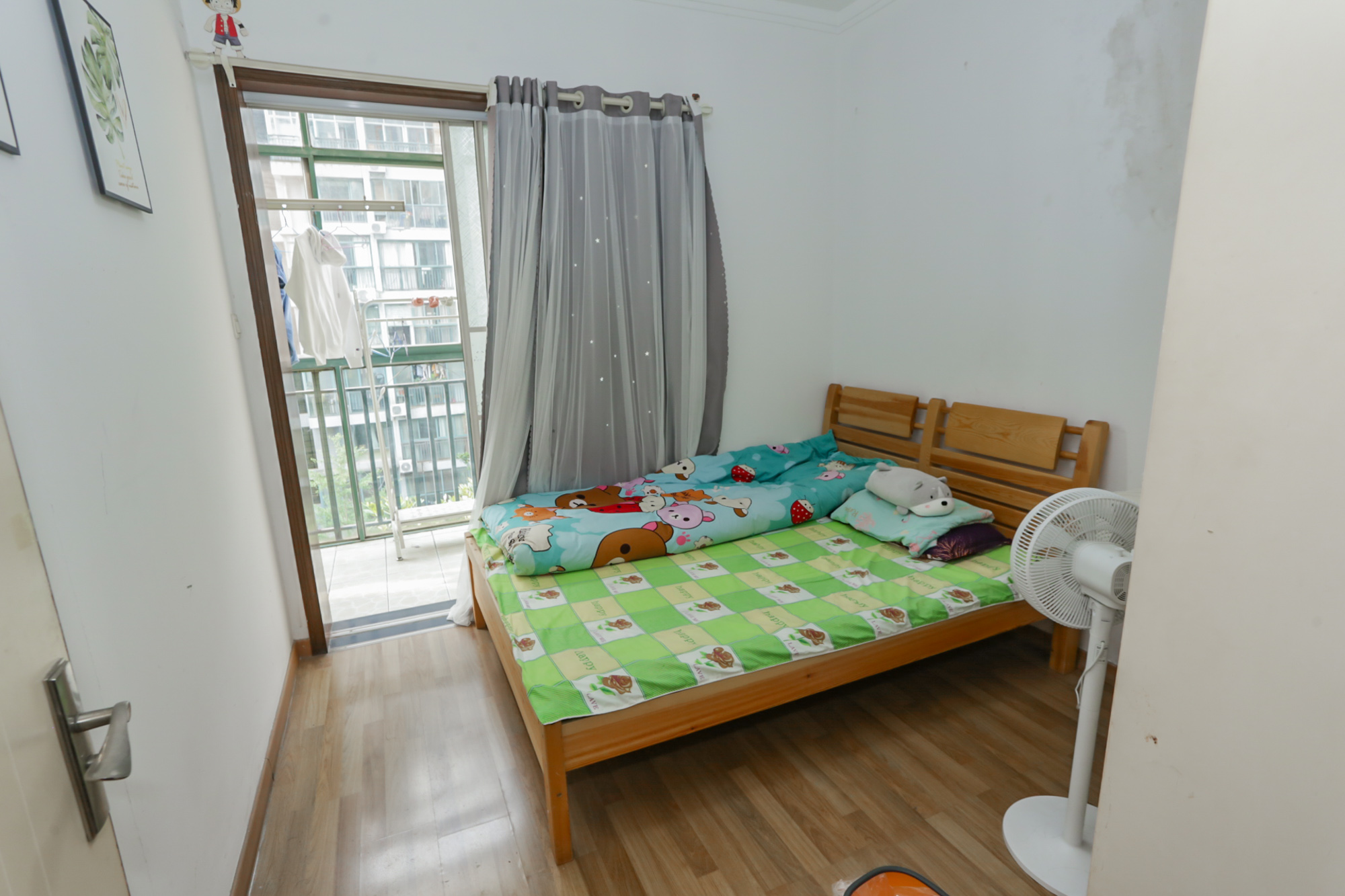 望兴景园一期  3室2厅2卫    135.0万卧室