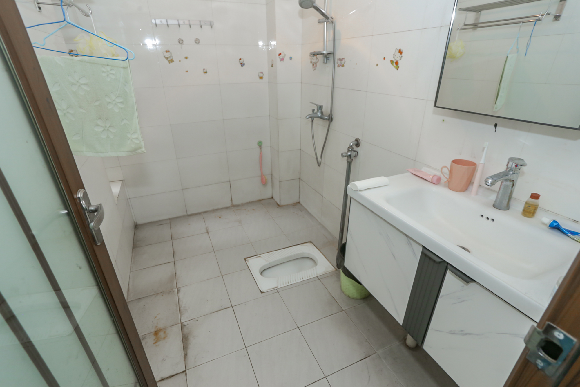 望兴景园一期  3室2厅2卫    135.0万卫生间