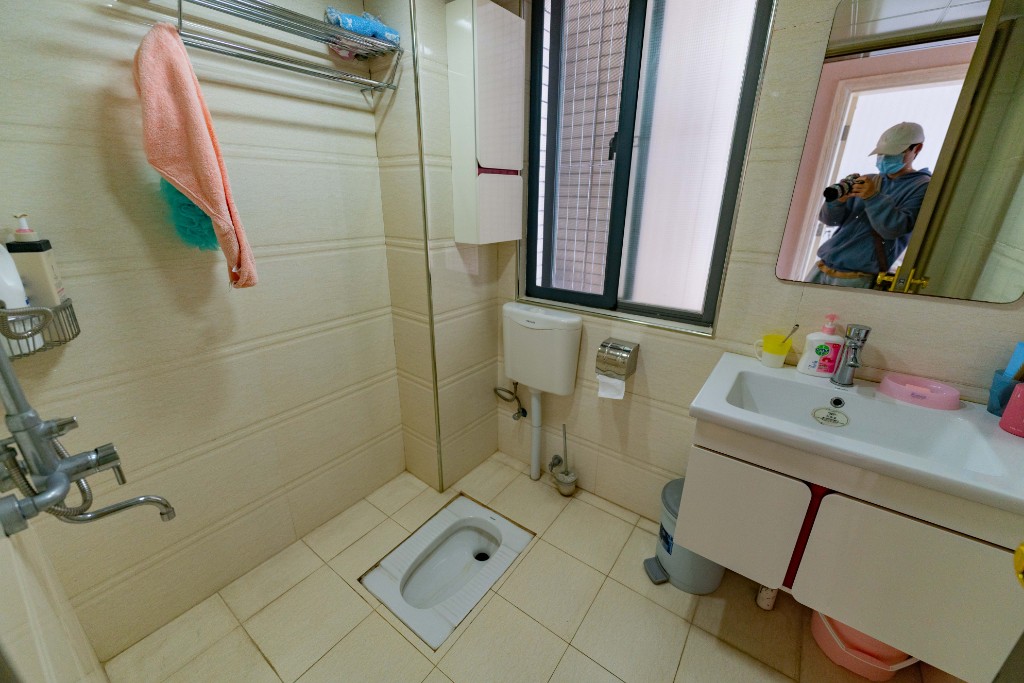 鑫远湘府华城  3室2厅1卫    168.0万卫生间