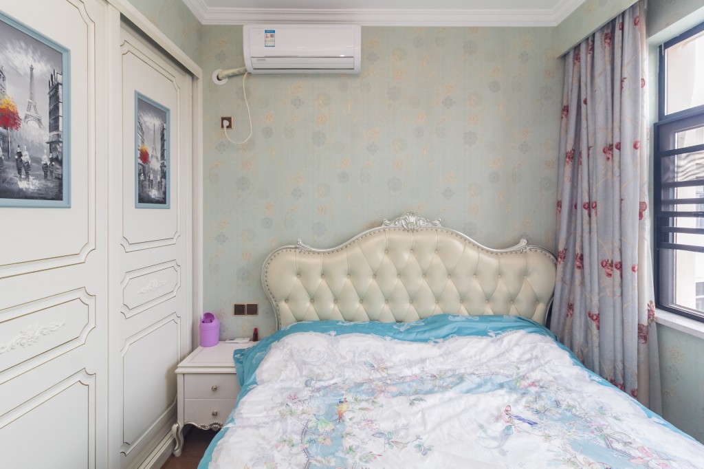 辉煌国际城二期  3室2厅2卫    116.0万卧室