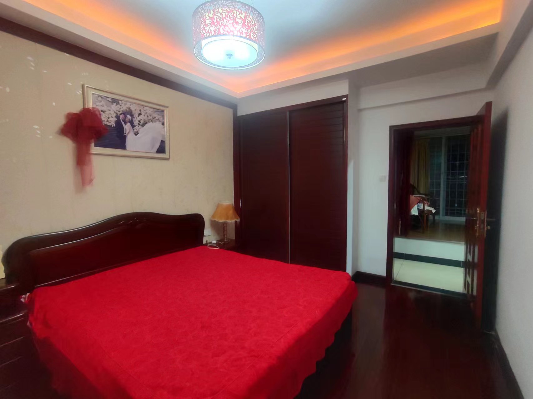 城市风景  4室1厅1卫    119.0万 城市风景  4室1厅1卫    119.0万客厅