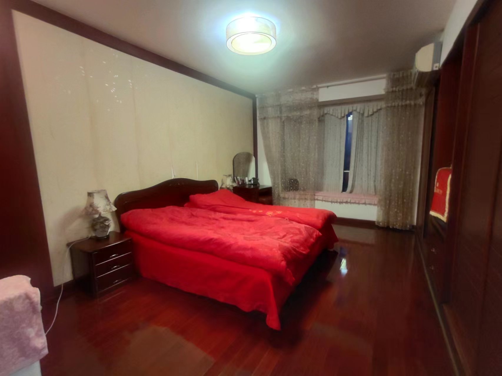 城市风景  4室1厅1卫    119.0万 城市风景  4室1厅1卫    119.0万客厅