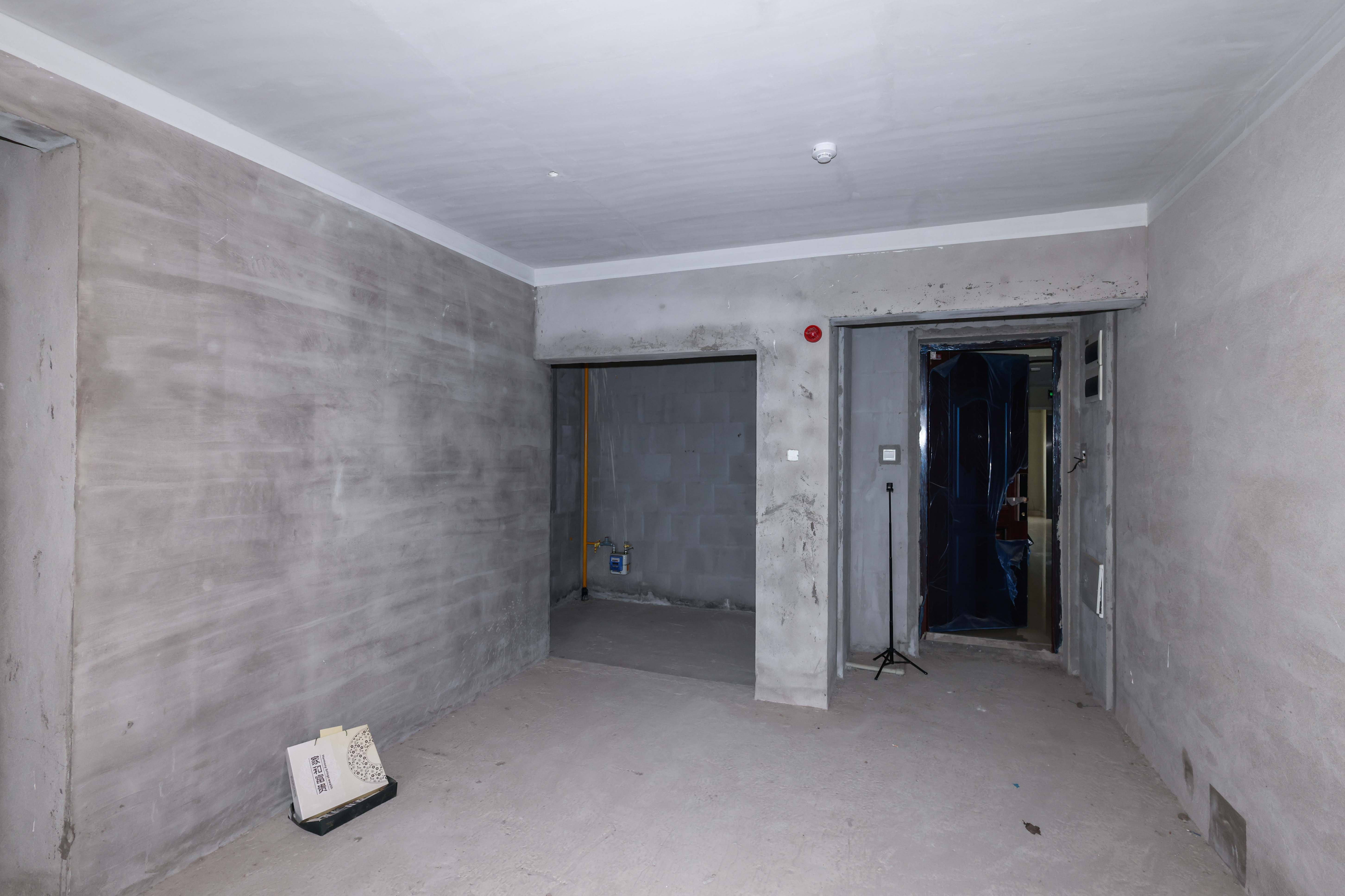 卓越浅水湾  3室2厅1卫    95.0万客厅