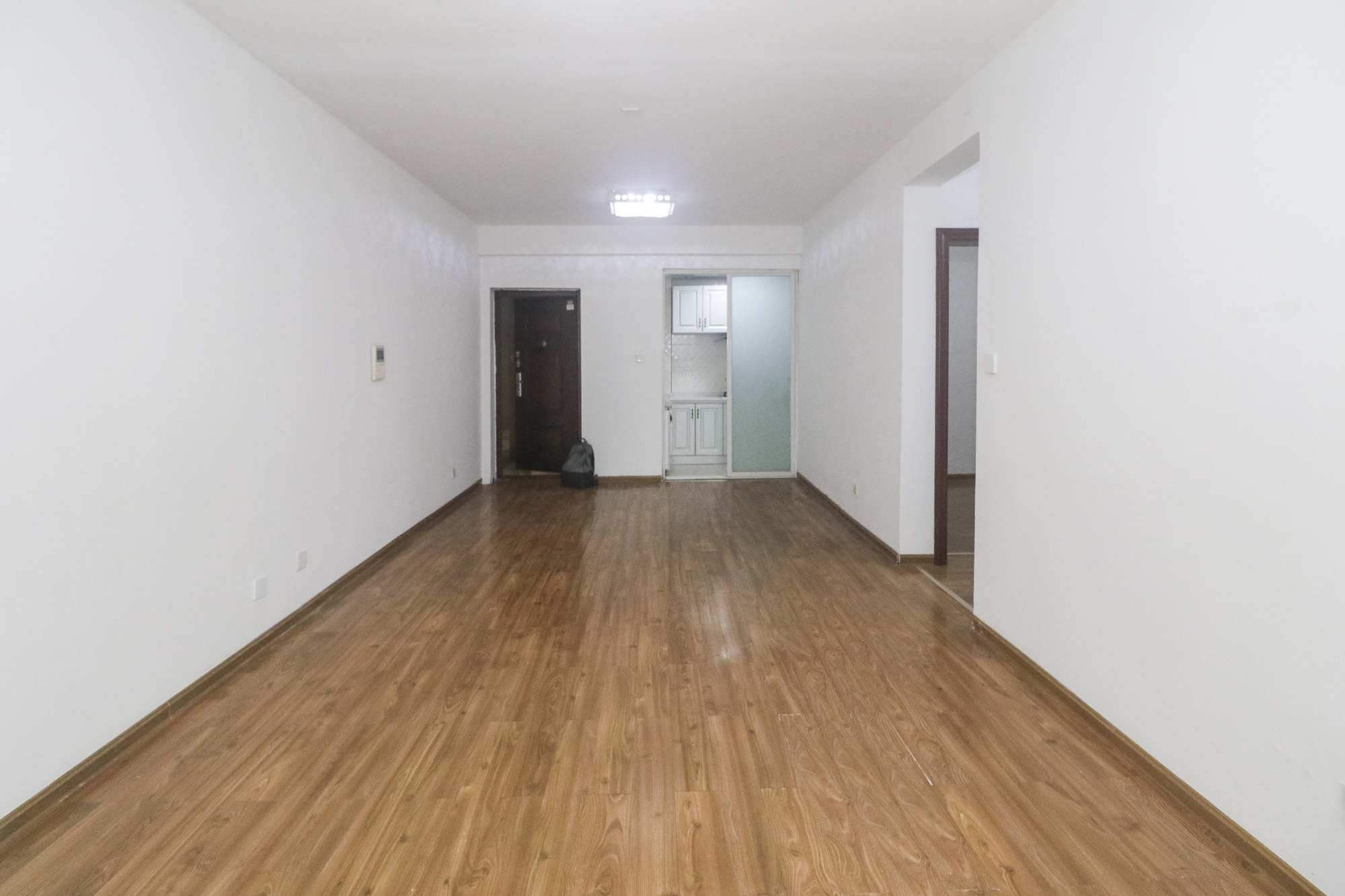 奧克斯廣場  3室2廳1衛(wèi)    116.0萬客廳