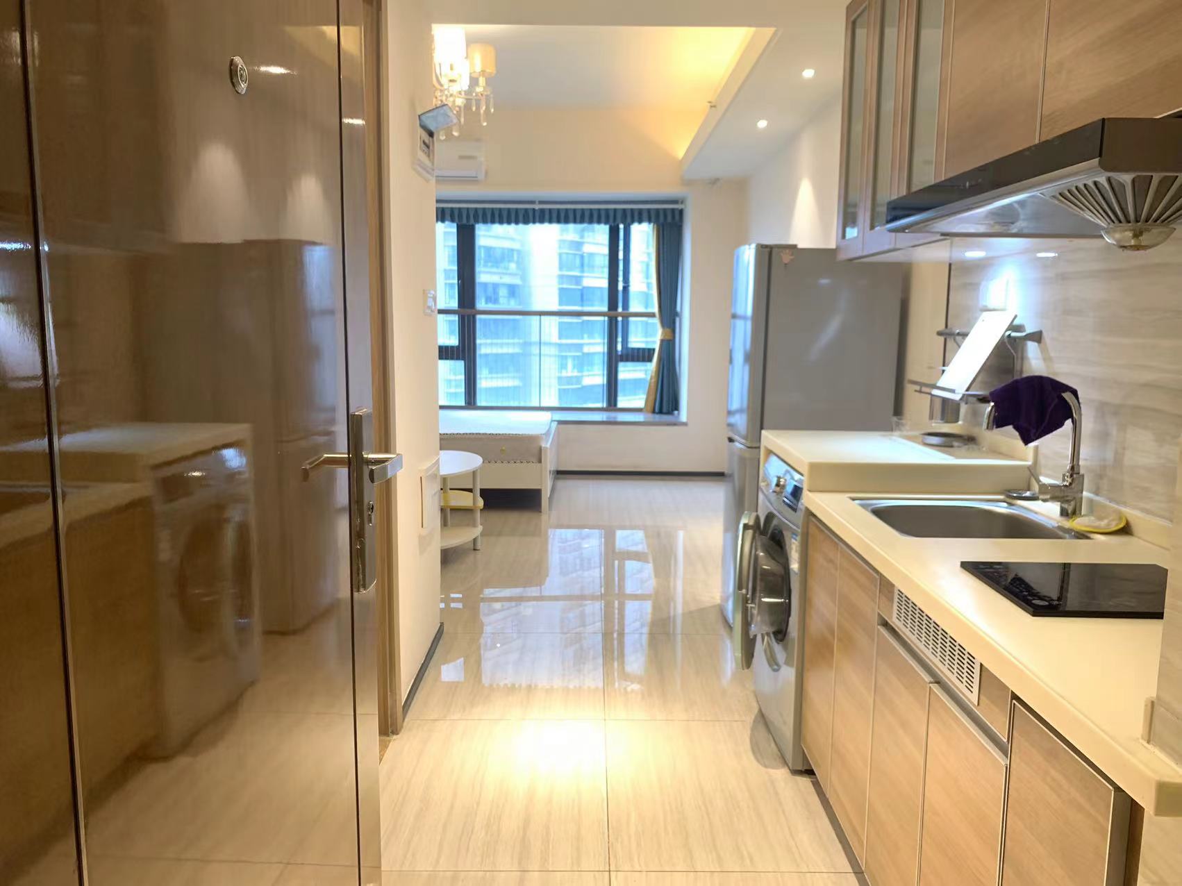 恒大御景湾  1室1厅1卫    24.0万 恒大御景湾  1室1厅1卫    24.0万客厅