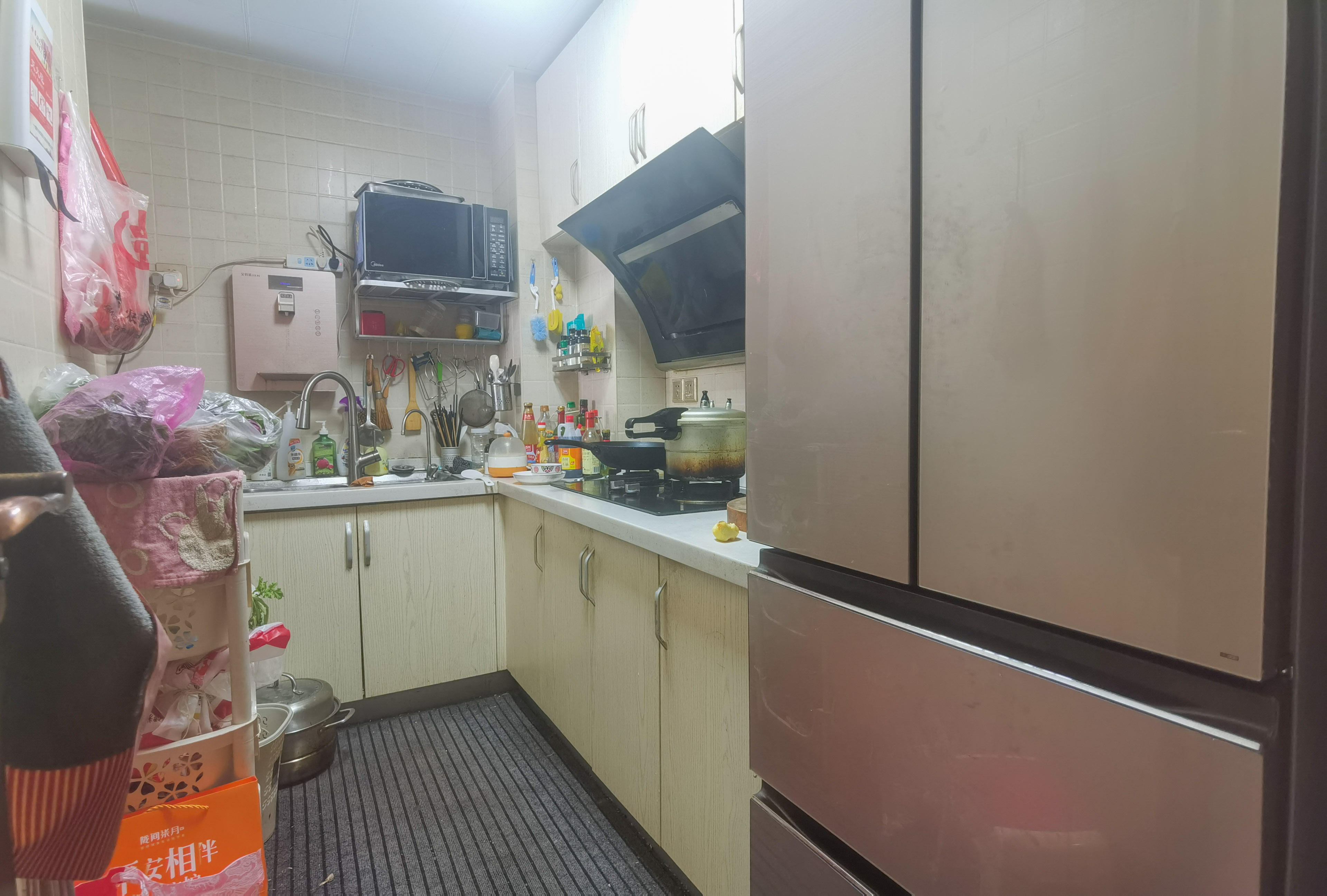 提香蓝岸 3室2厅1卫 51.8万 提香蓝岸 3室2厅1卫 51.8万客厅