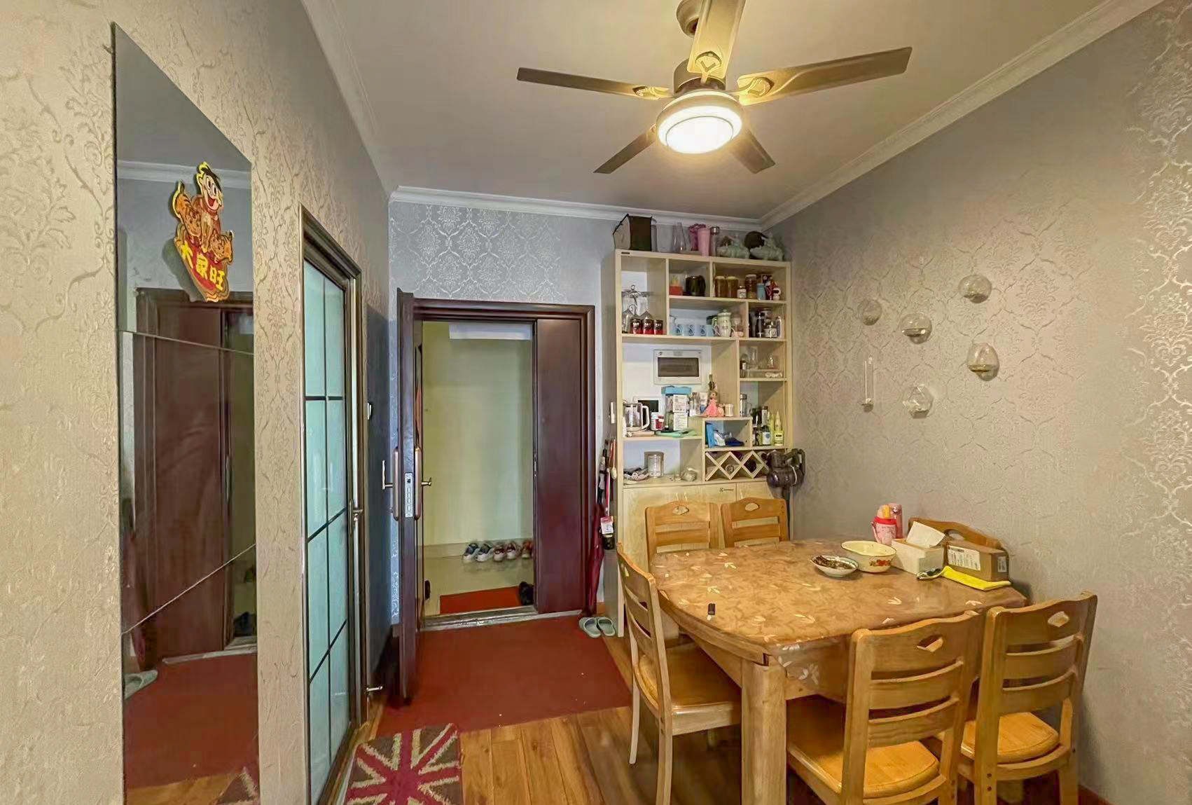 提香蓝岸 3室2厅1卫 51.8万 提香蓝岸 3室2厅1卫 51.8万客厅