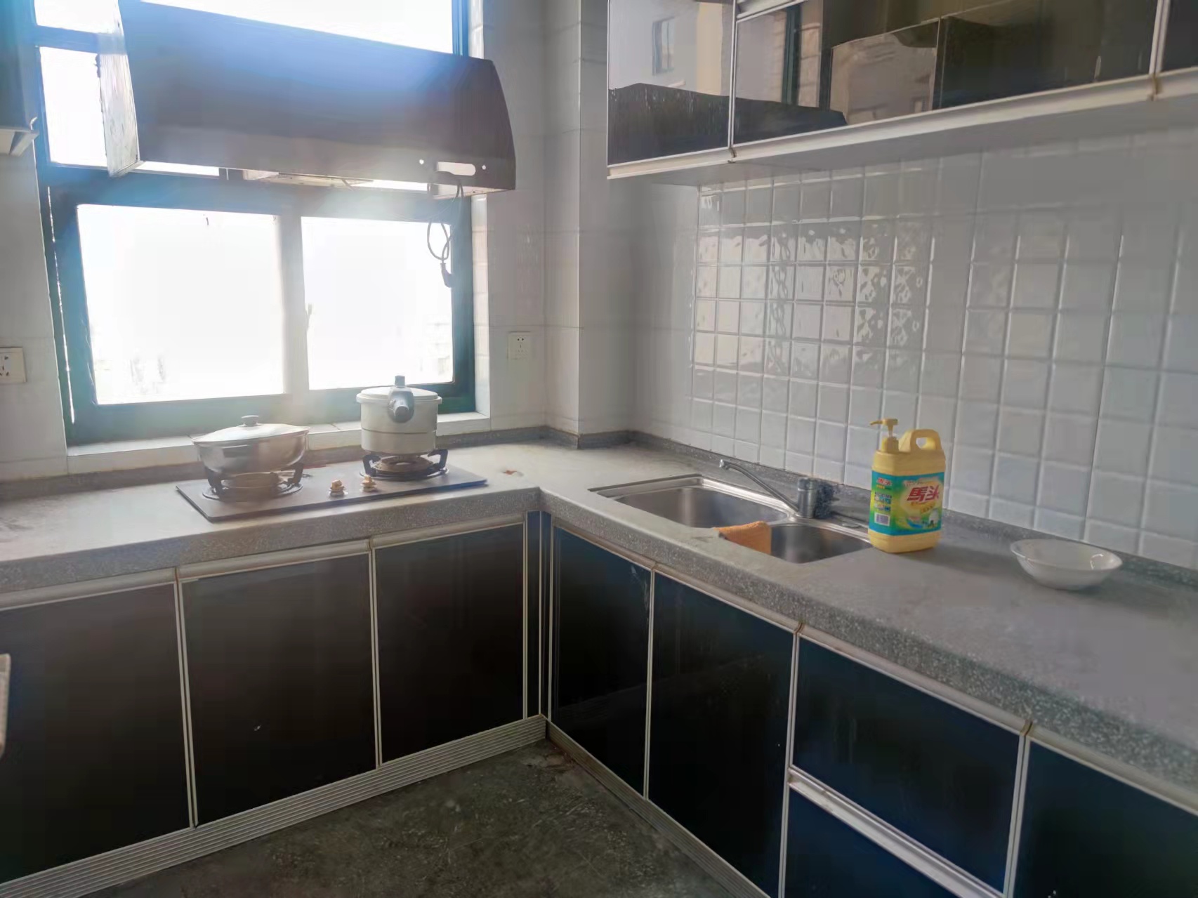 紫竹茗园 3室2厅1卫 79.8万 紫竹茗园 3室2厅1卫 79.8万客厅