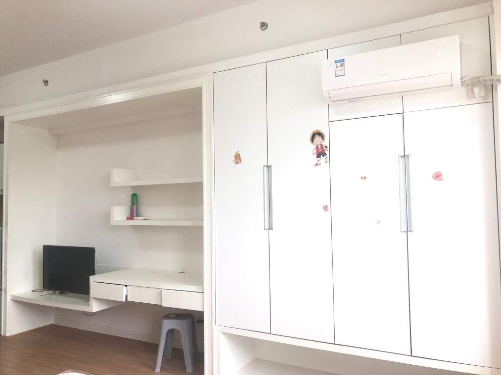 山水洲城华晨第一城 1室1厅1卫 32.0万 山水洲城华晨第一城 1室1厅1卫 32.0万客厅