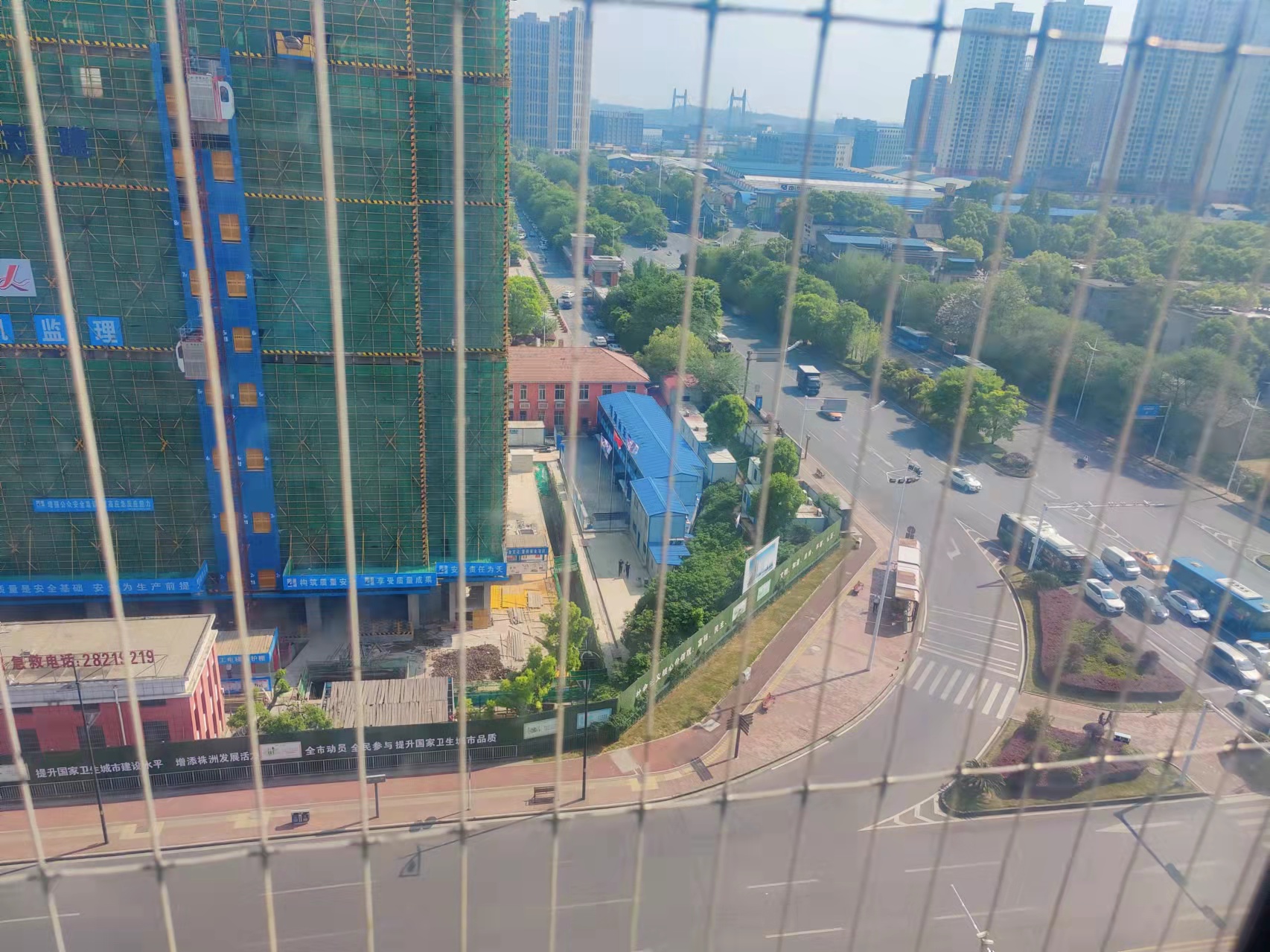 紫竹茗园 3室2厅1卫 79.8万 紫竹茗园 3室2厅1卫 79.8万客厅