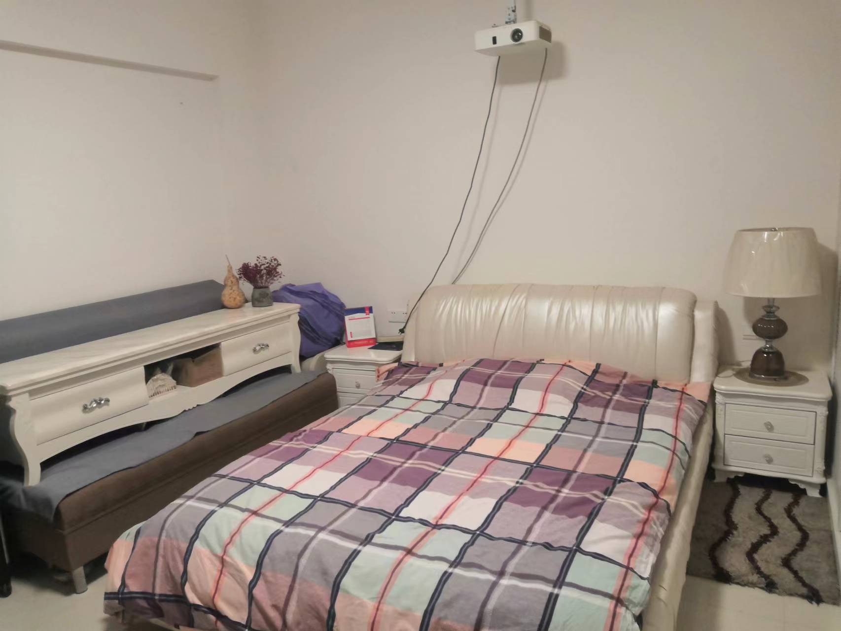 明峰银座  1室0厅1卫    27.0万 明峰银座  1室0厅1卫    27.0万客厅