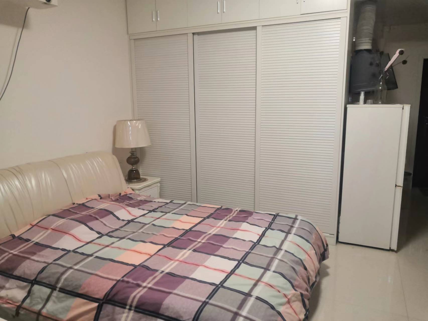 明峰银座  1室0厅1卫    27.0万 明峰银座  1室0厅1卫    27.0万客厅