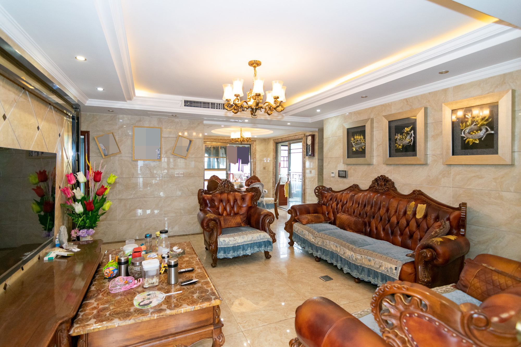 润和紫郡一期 5室2厅2卫 145.0万 润和紫郡一期 5室2厅2卫 145.0万客厅