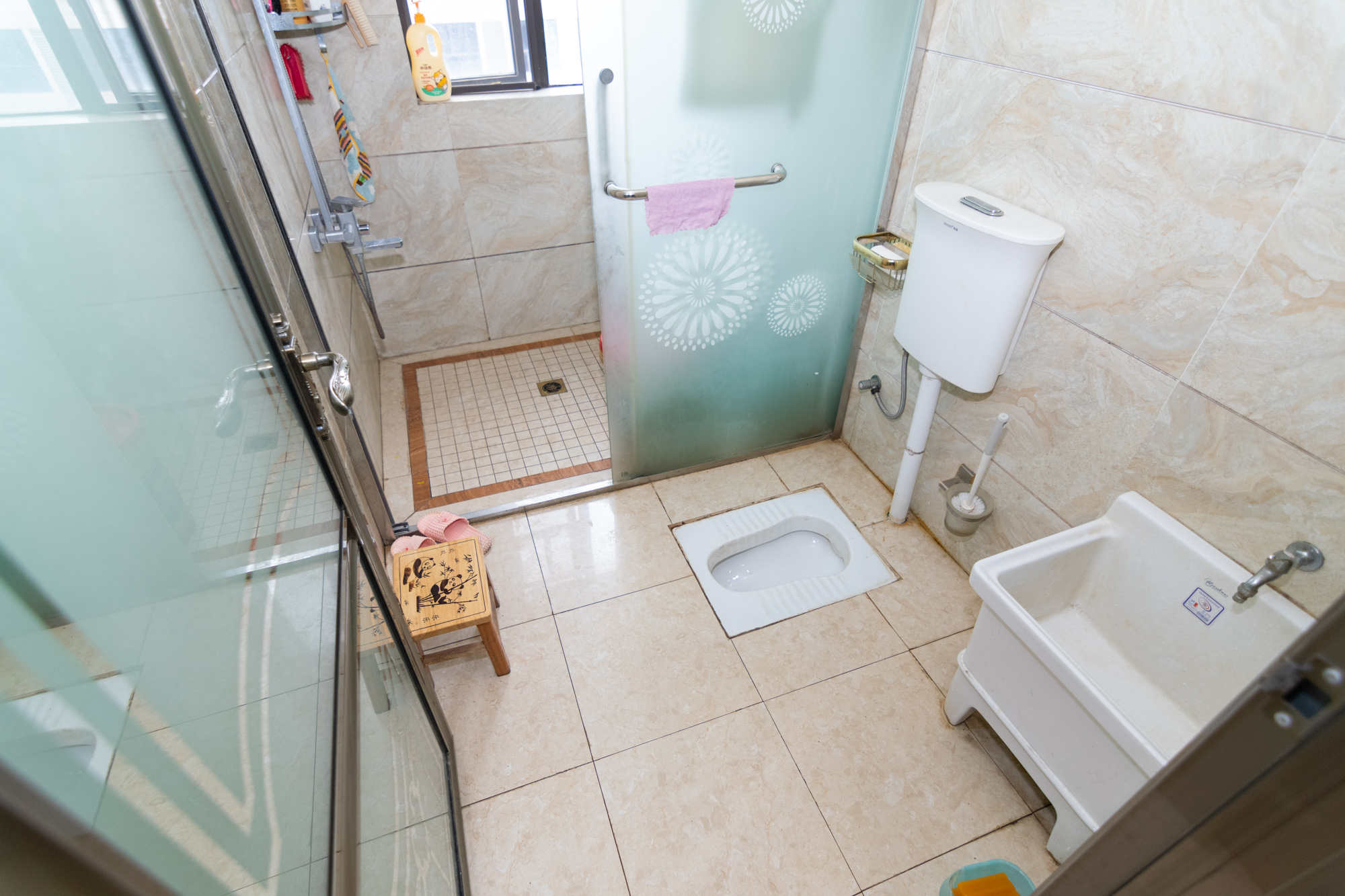 润和紫郡一期 5室2厅2卫 145.0万 润和紫郡一期 5室2厅2卫 145.0万卫生间