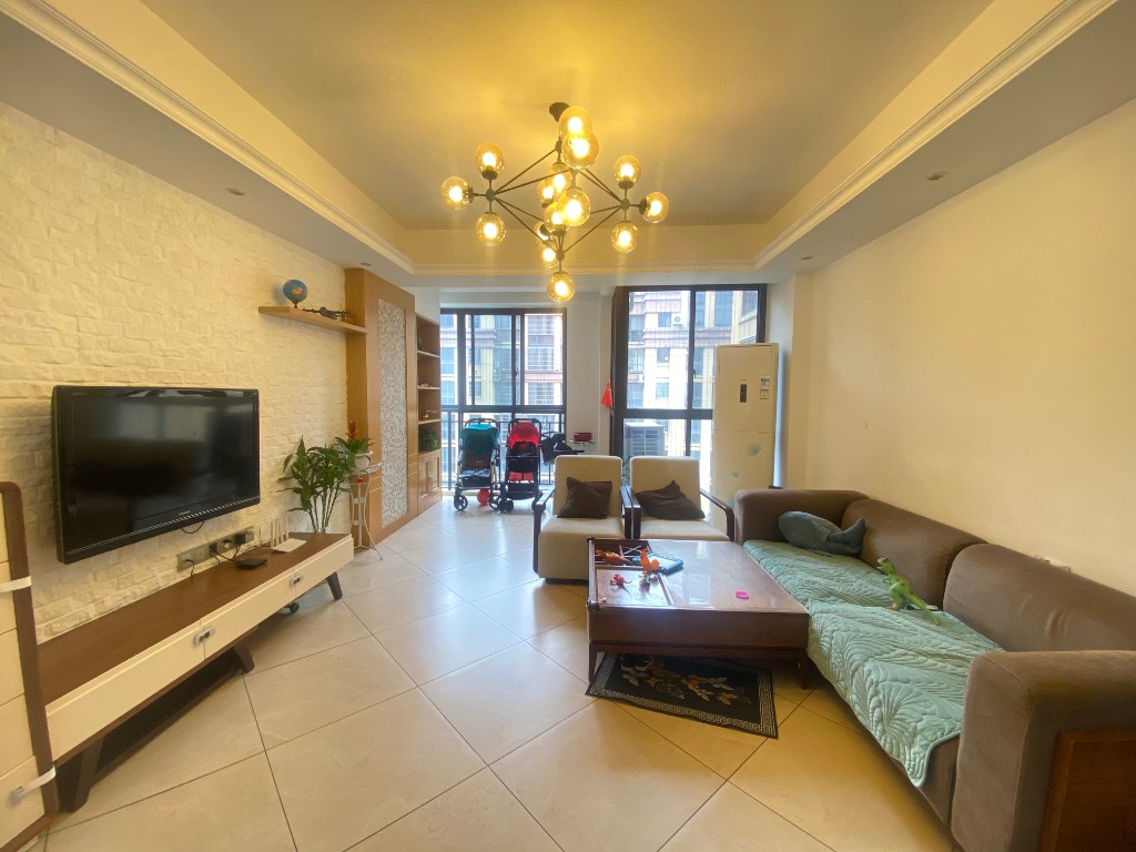 旺城天悦领秀香江  4室2厅2卫    89.0万 旺城天悦领秀香江  4室2厅2卫    89.0万