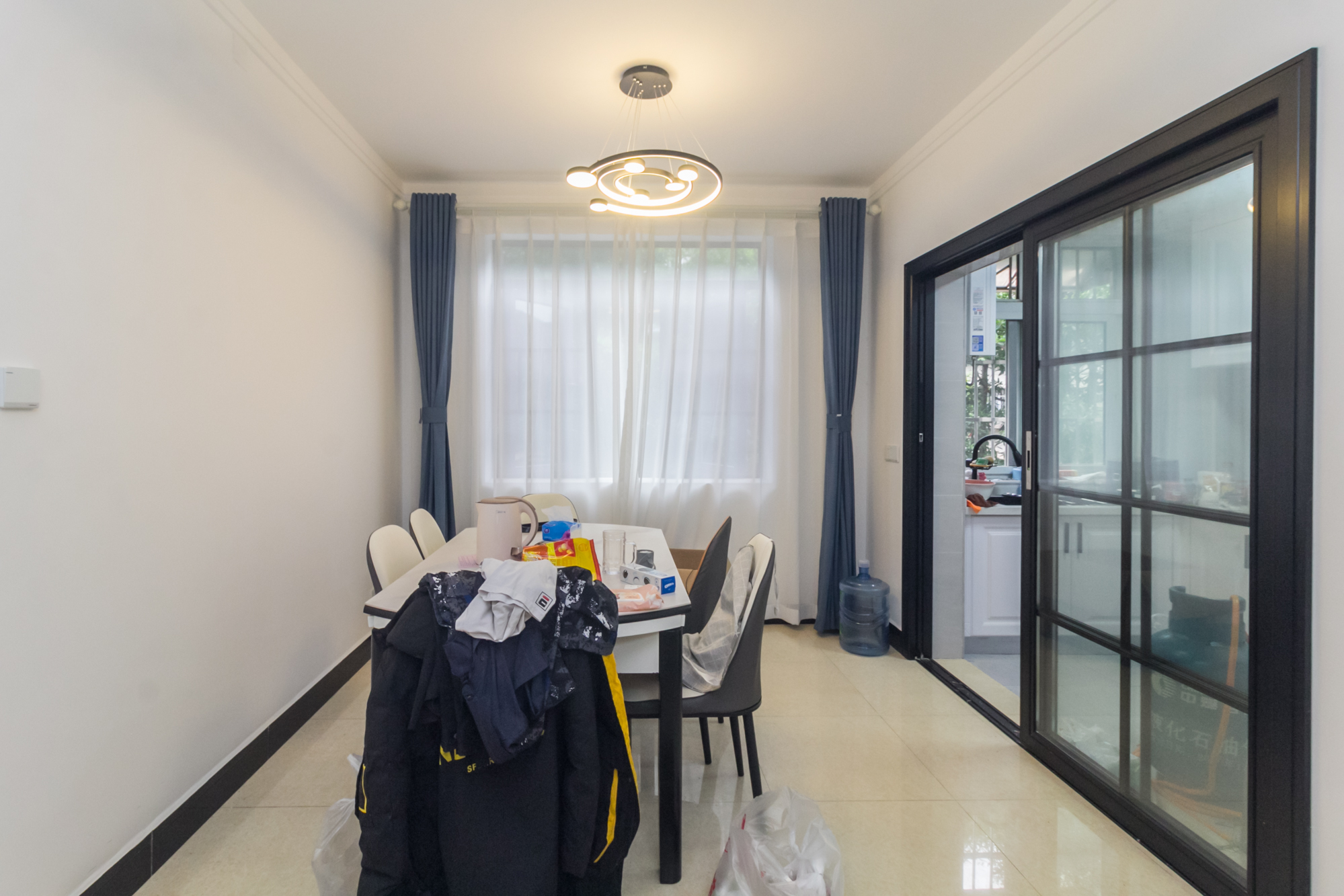 农科院宿舍丰泽小区  3室2厅2卫    73.0万 农科院宿舍丰泽小区  3室2厅2卫    73.0万客厅