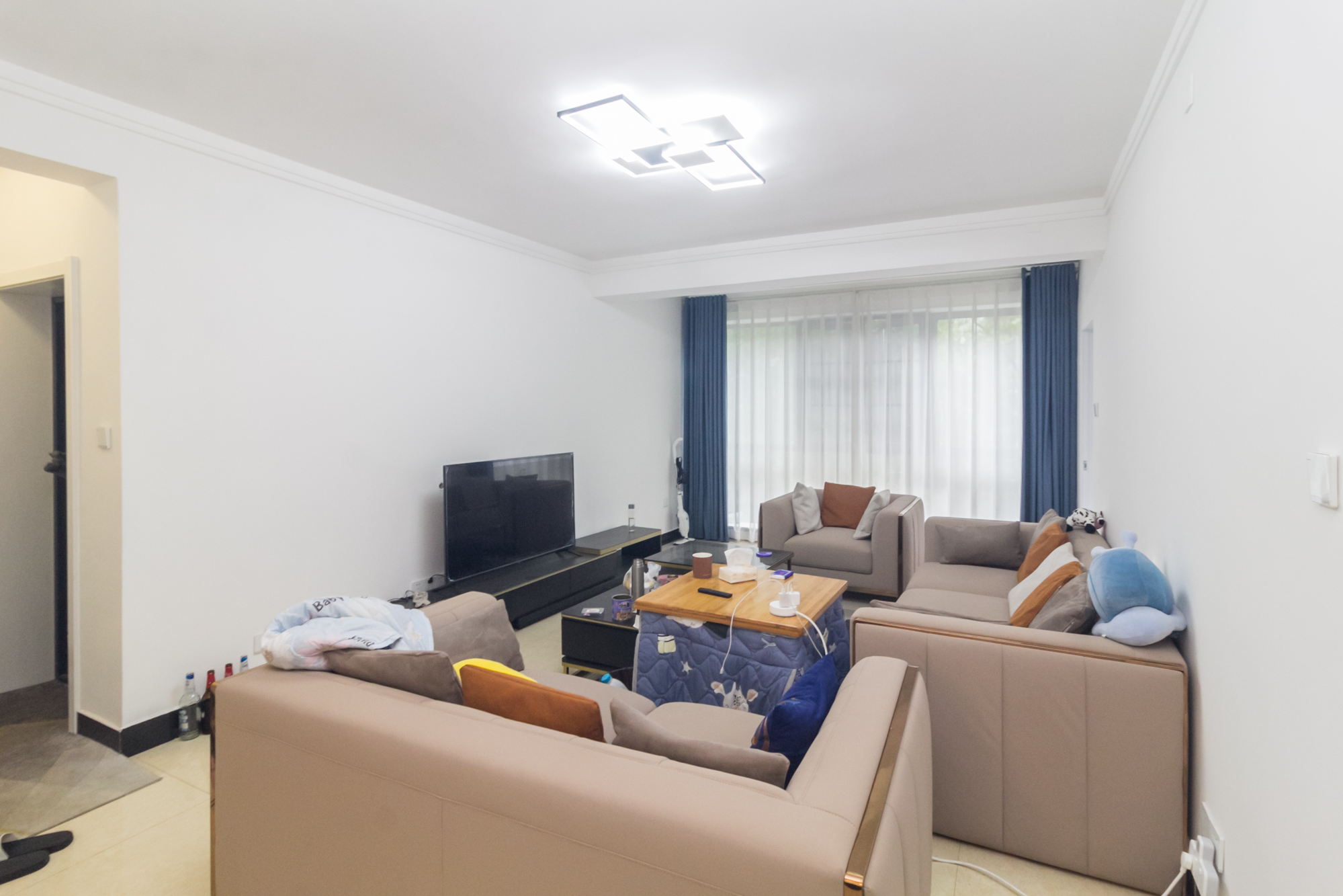 农科院宿舍丰泽小区  3室2厅2卫    73.0万 农科院宿舍丰泽小区  3室2厅2卫    73.0万客厅