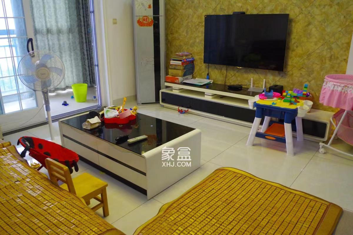 经世皇城 3室2厅2卫 105.0万 经世皇城 3室2厅2卫 105.0万客厅