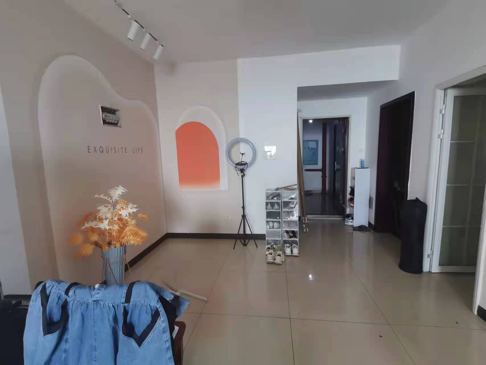 百江明珠  2室1厅1卫    46.8万 百江明珠  2室1厅1卫    46.8万客厅