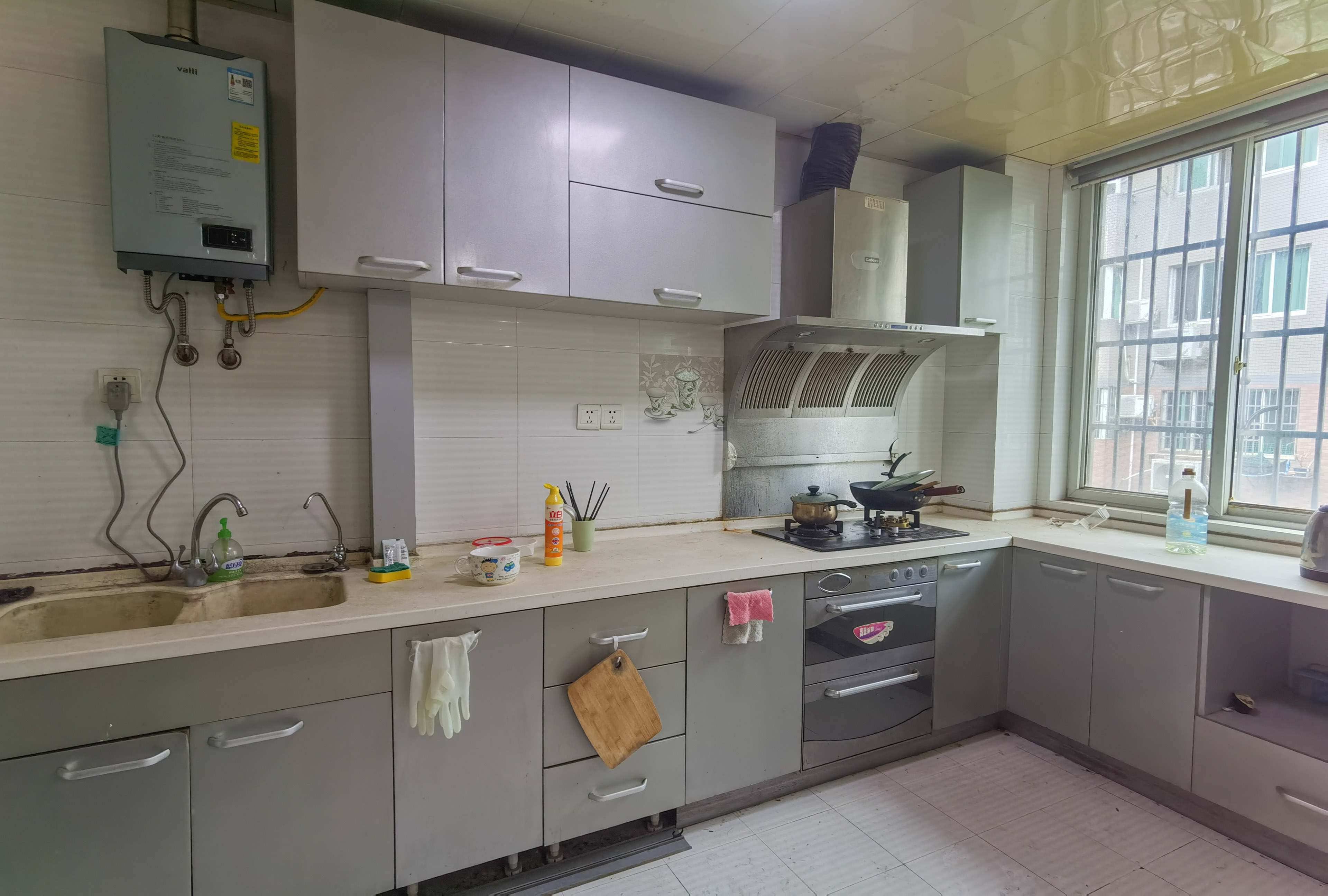 楠湖山庄  4室2厅1卫    76.0万 楠湖山庄  4室2厅1卫    76.0万客厅