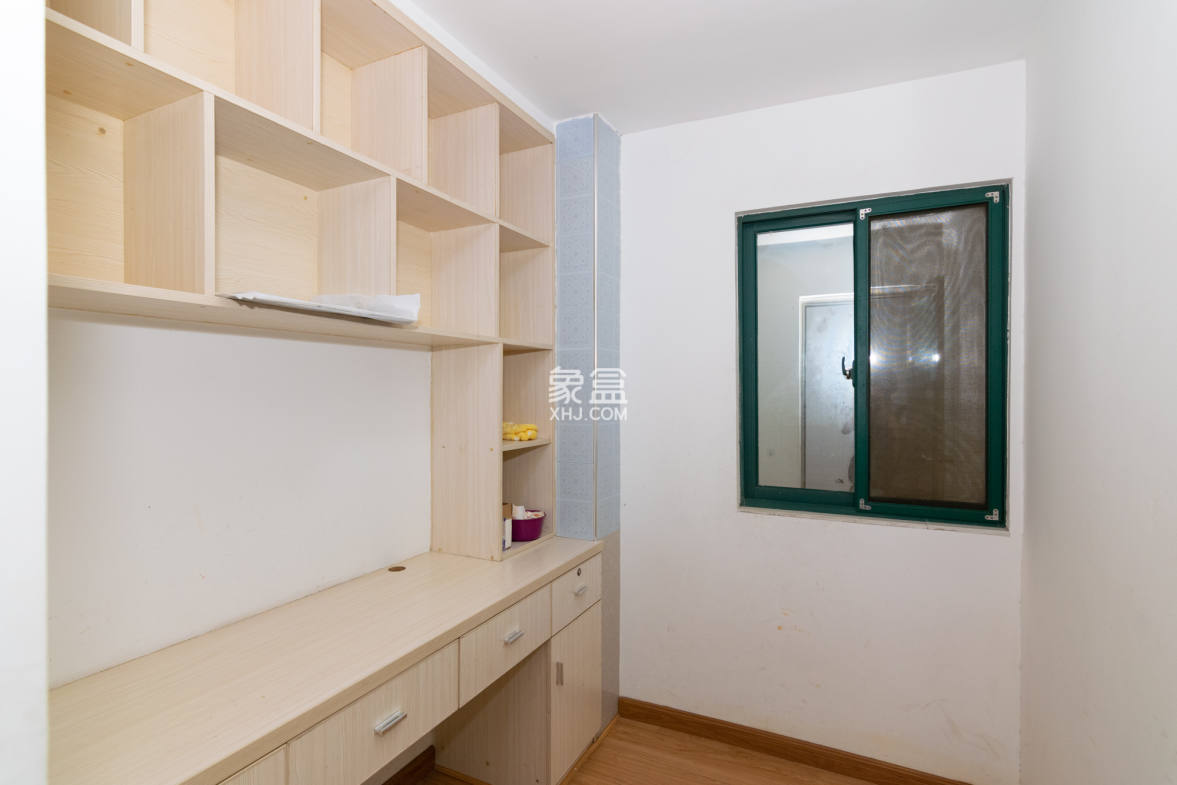 富基世纪公园 3室2厅2卫 78.80万 富基世纪公园 3室2厅2卫 78.80万卧室