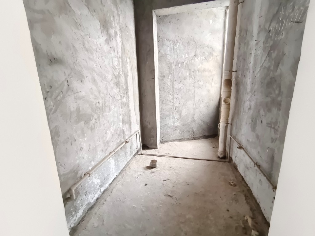 天泰喜梅小区 3室2厅1卫 60.0万 天泰喜梅小区 3室2厅1卫 60.0万客厅