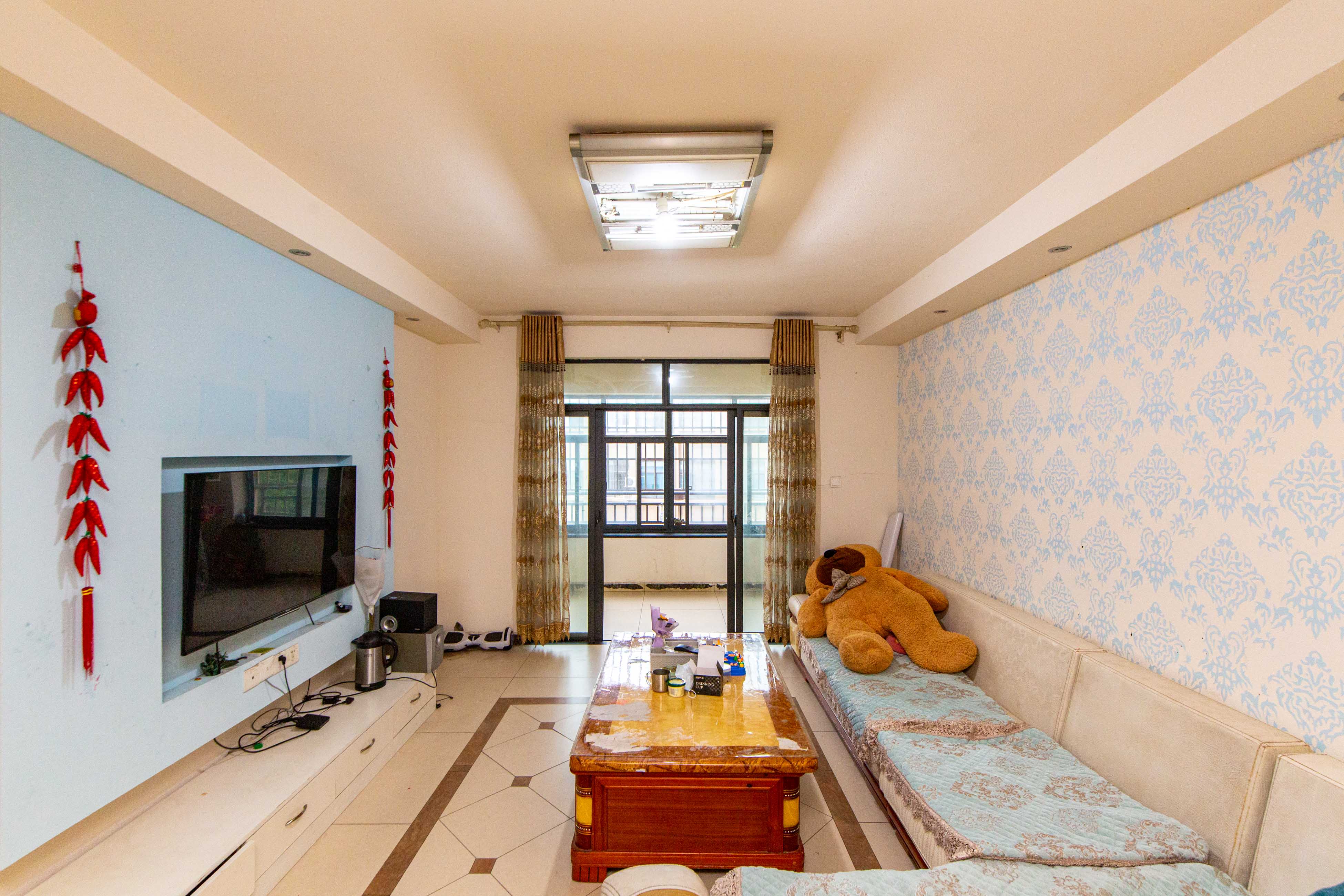 优山美地  3室2厅1卫    116.0万 优山美地  3室2厅1卫    116.0万客厅