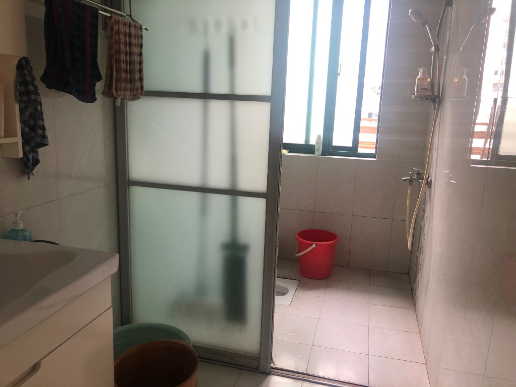 经世皇城 3室2厅2卫 58.8万 经世皇城 3室2厅2卫 58.8万客厅