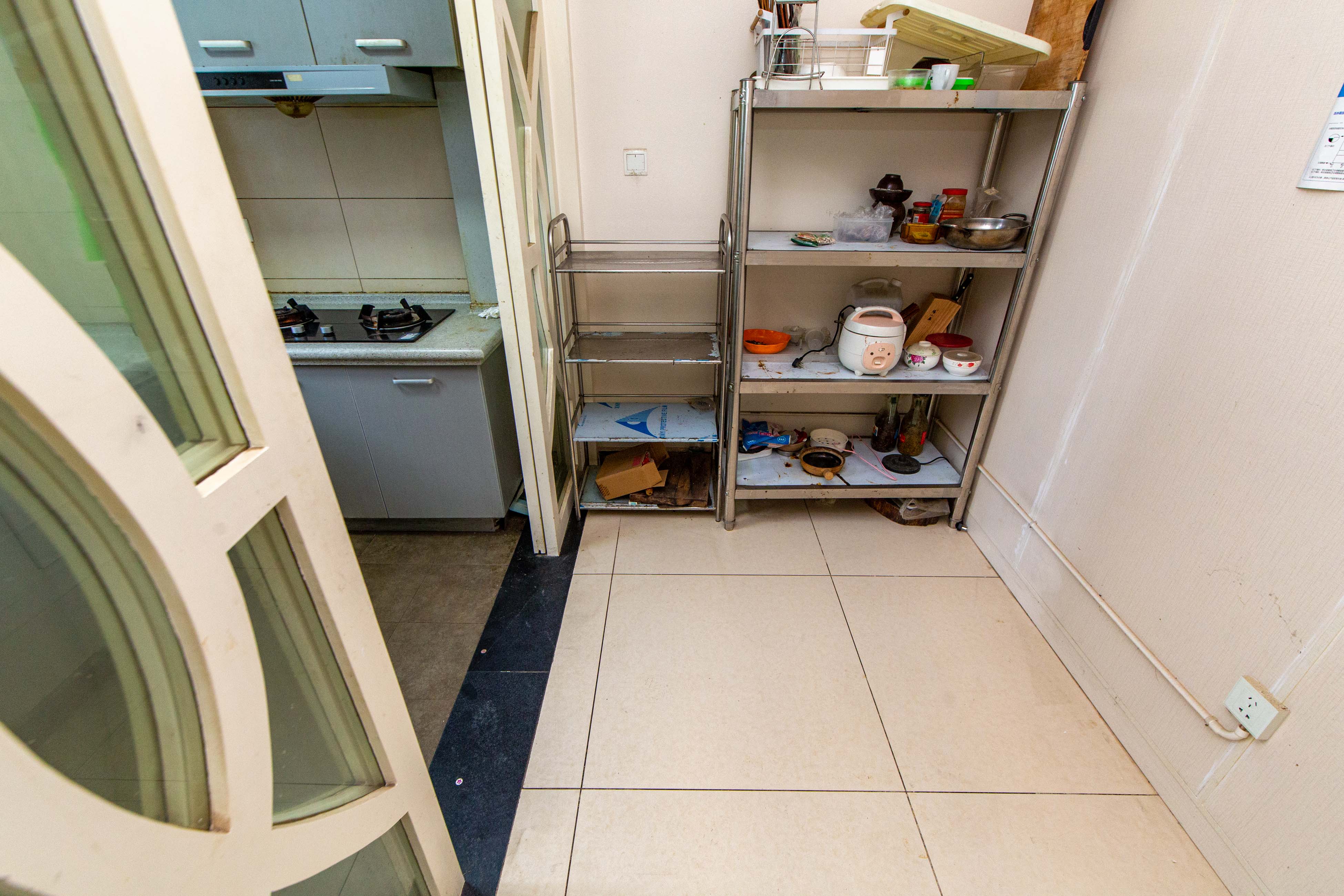 优山美地  3室2厅1卫    116.0万 优山美地  3室2厅1卫    116.0万厨房