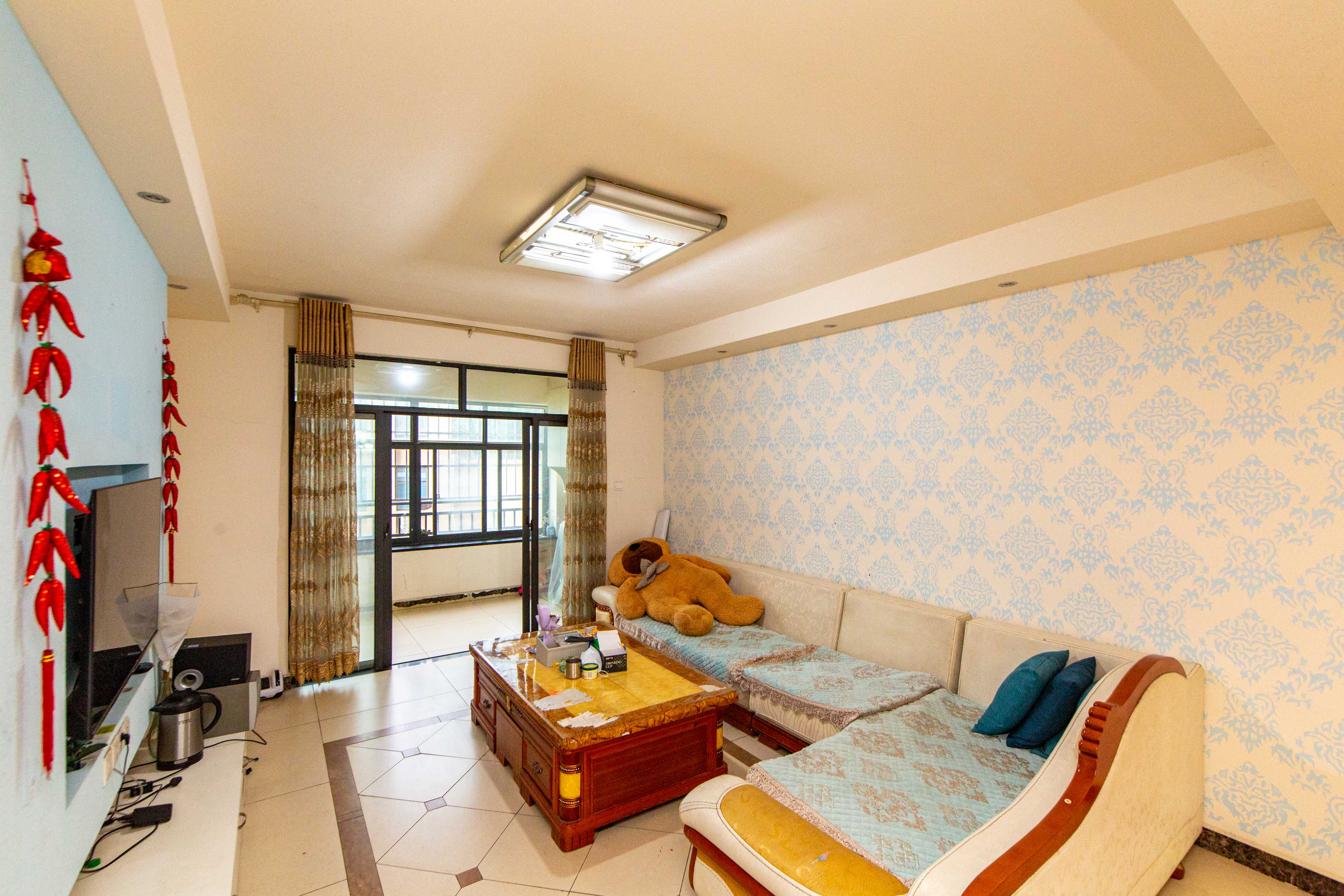 优山美地  3室2厅1卫    116.0万 优山美地  3室2厅1卫    116.0万客厅