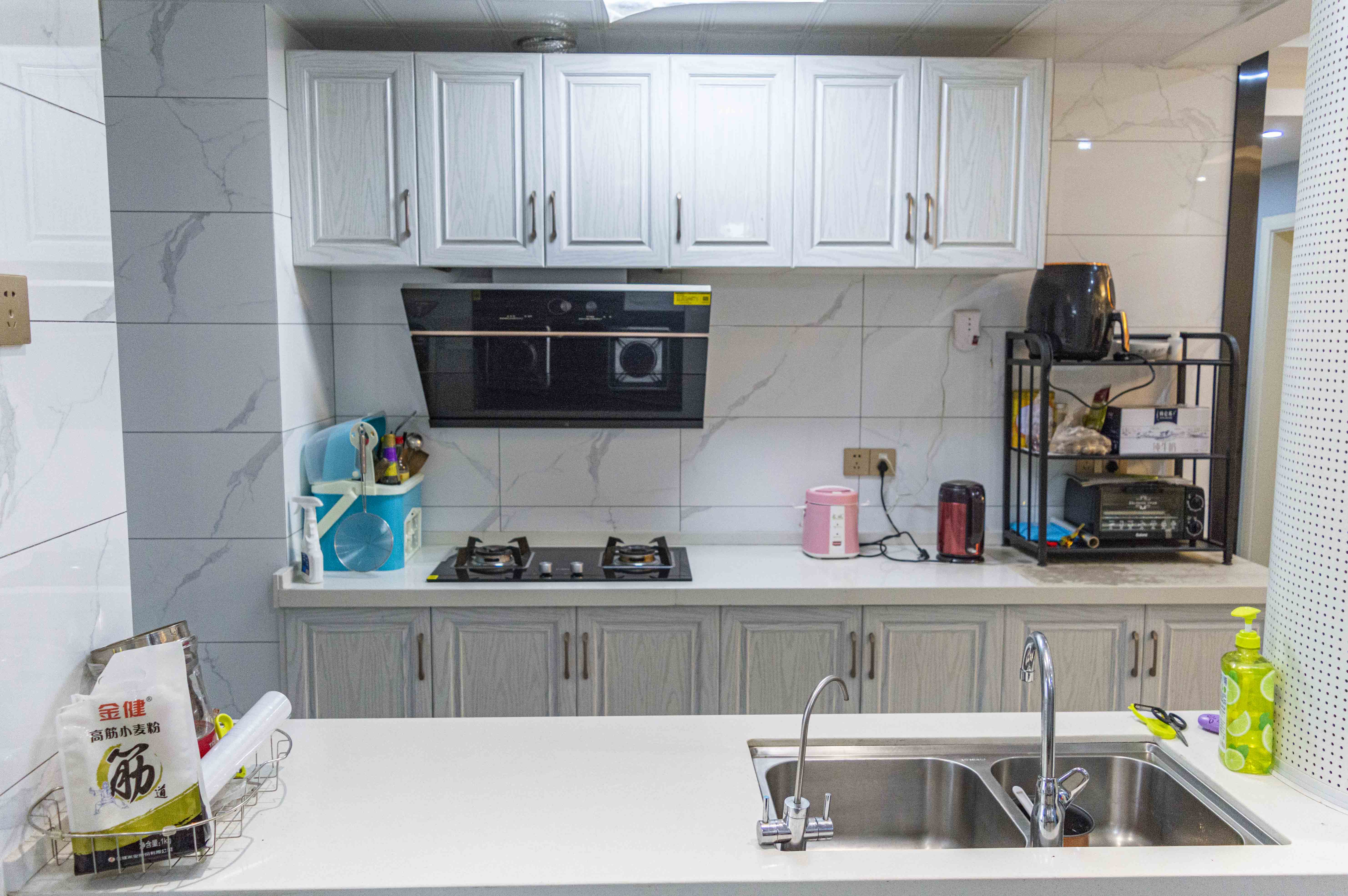 大汉资江城 4室2厅2卫 96.8万 大汉资江城 4室2厅2卫 96.8万客厅